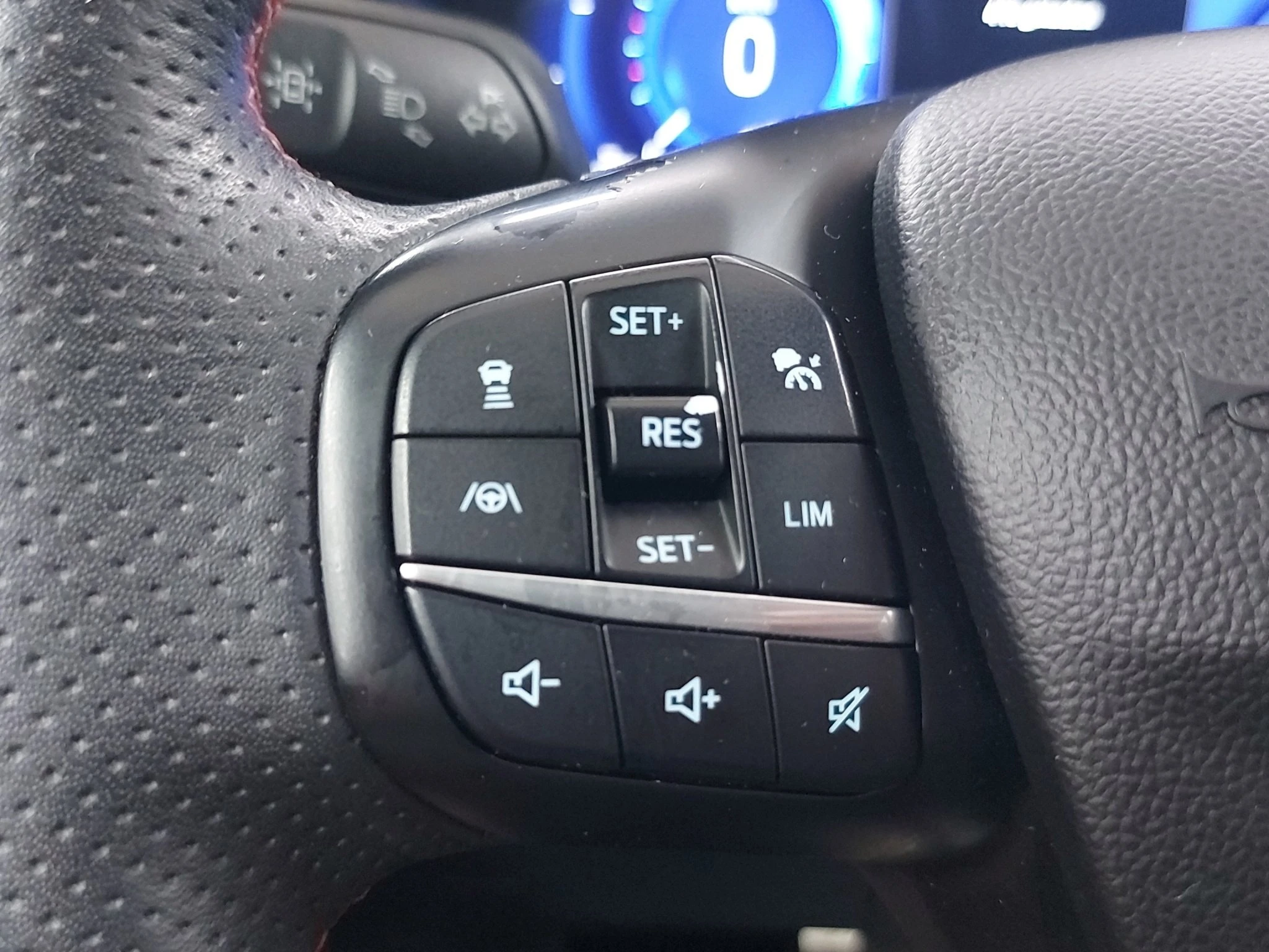 Ford-Kuga-image-22