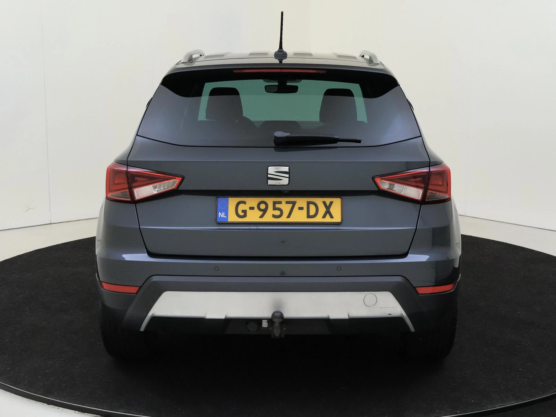 SEAT-Arona-image-6