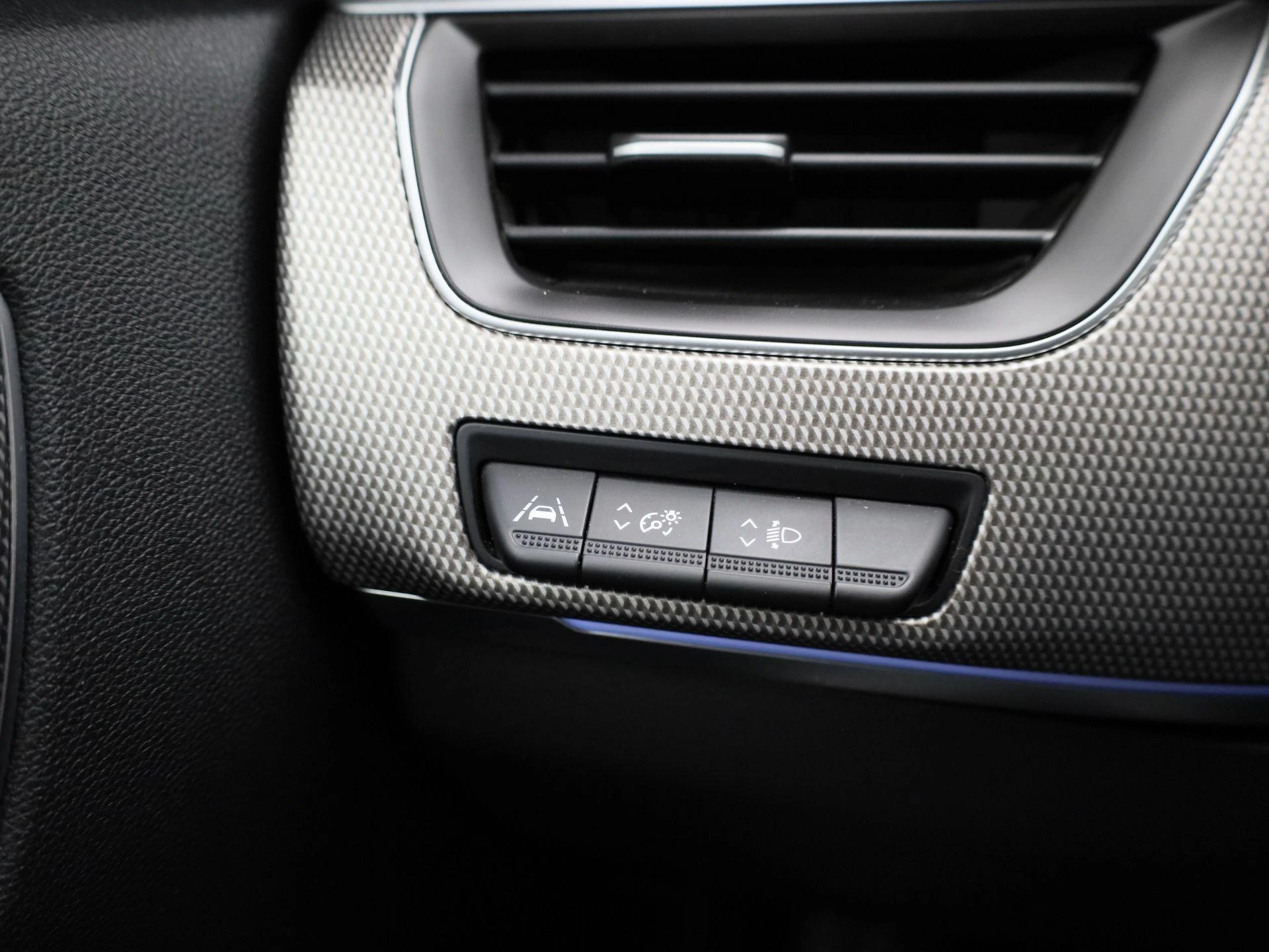Renault-Arkana-image-22