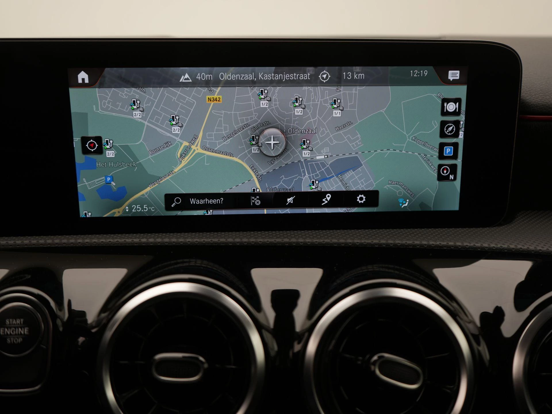 Mercedes-Benz-A-Klasse-image-13