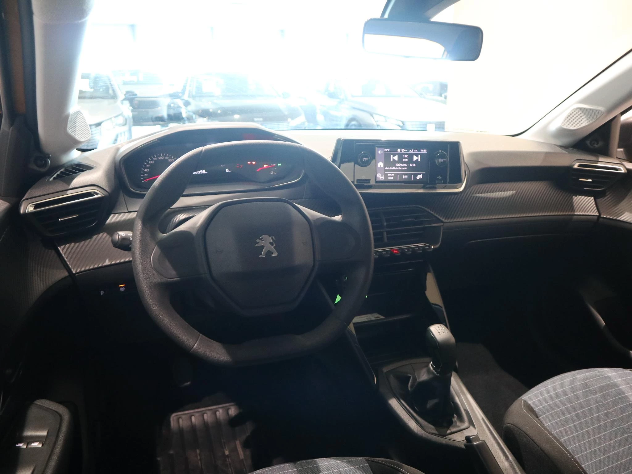 Peugeot-208-image-8