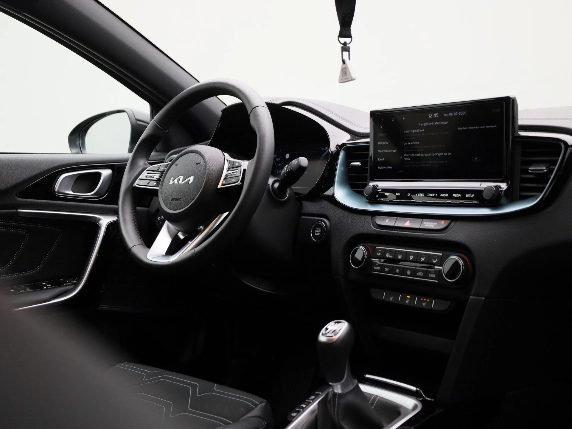 Kia-Ceed Sportswagon-image-39