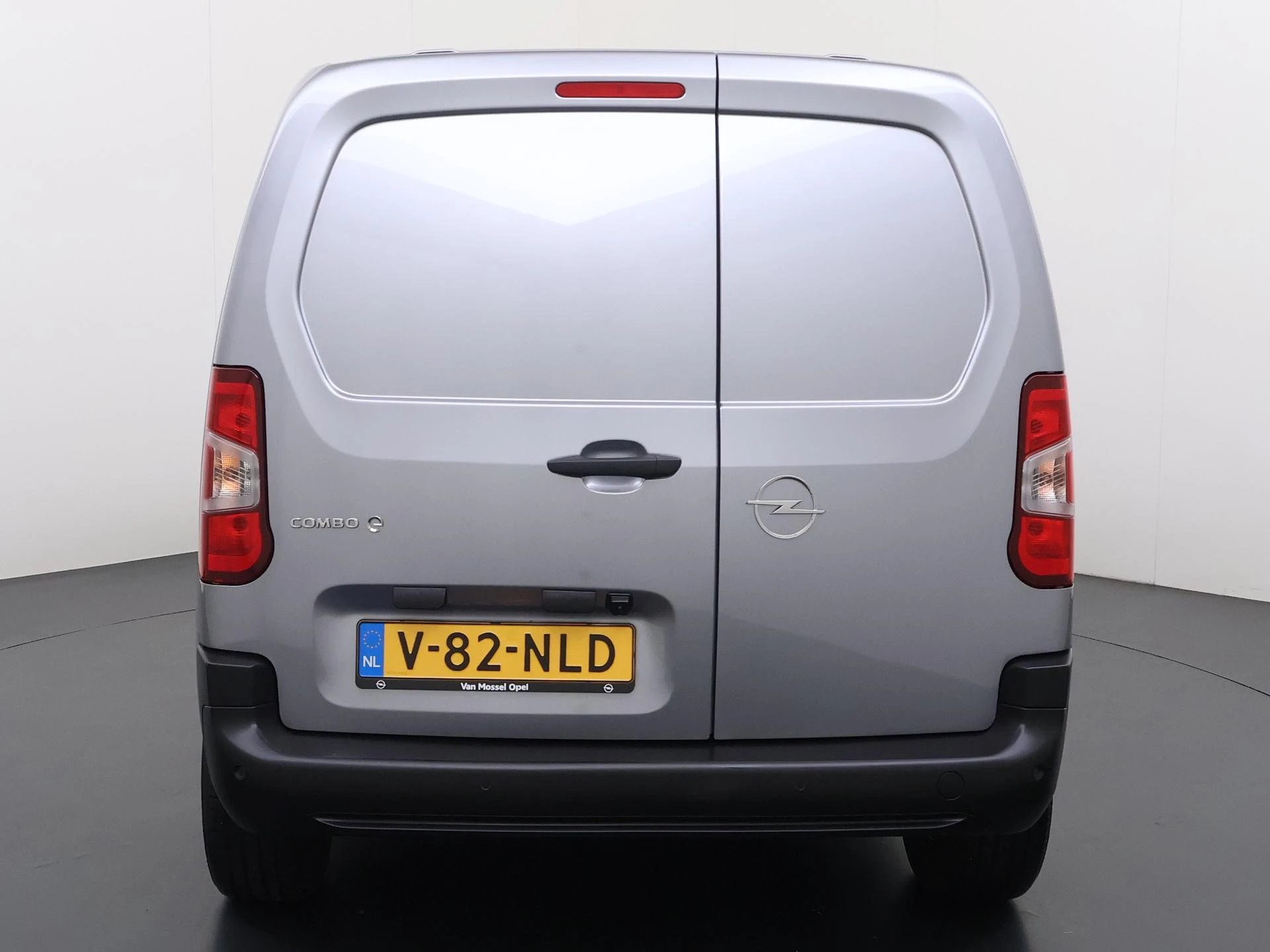 Opel-Combo-e-image-27