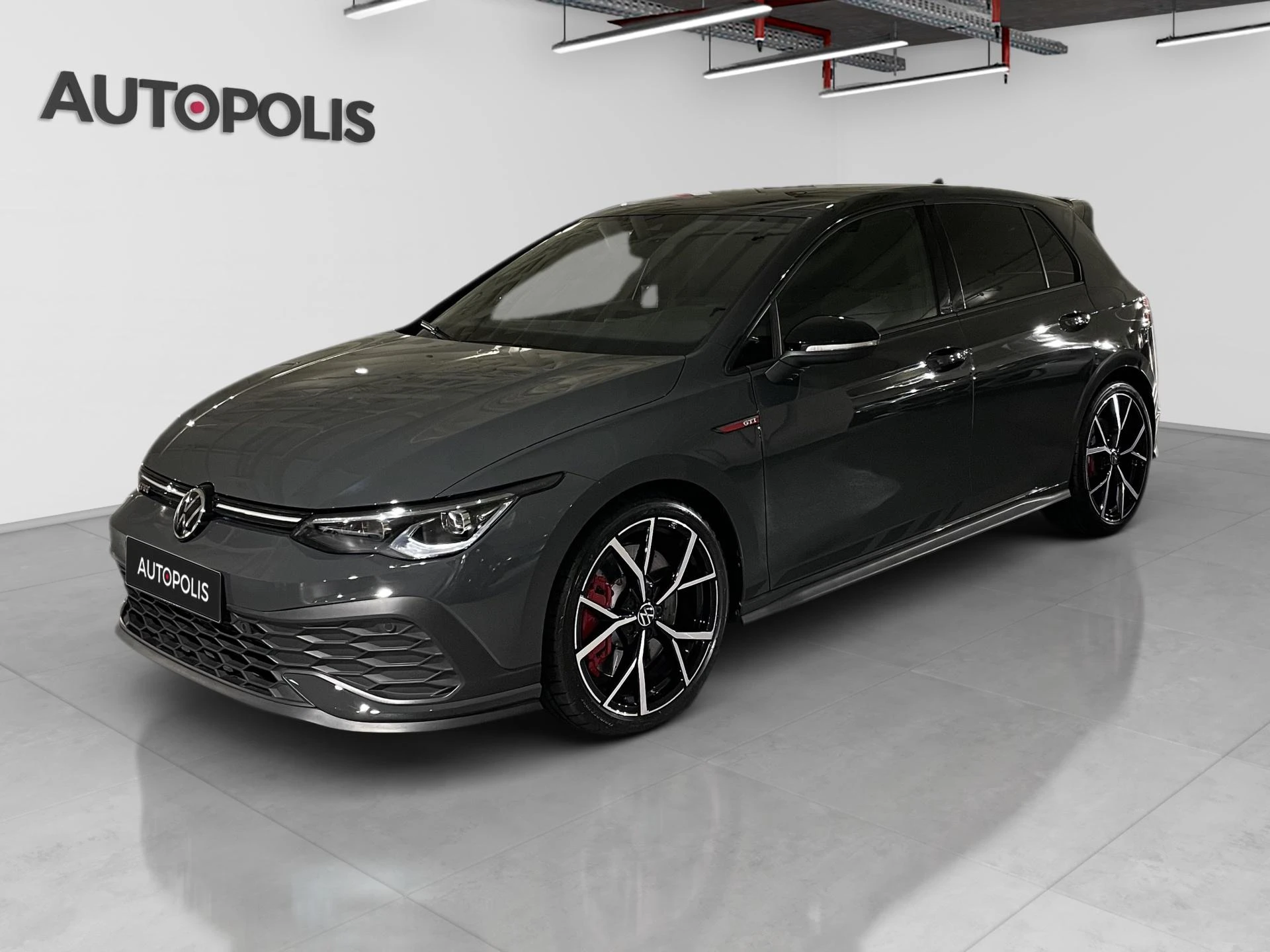Volkswagen-Golf-image-0