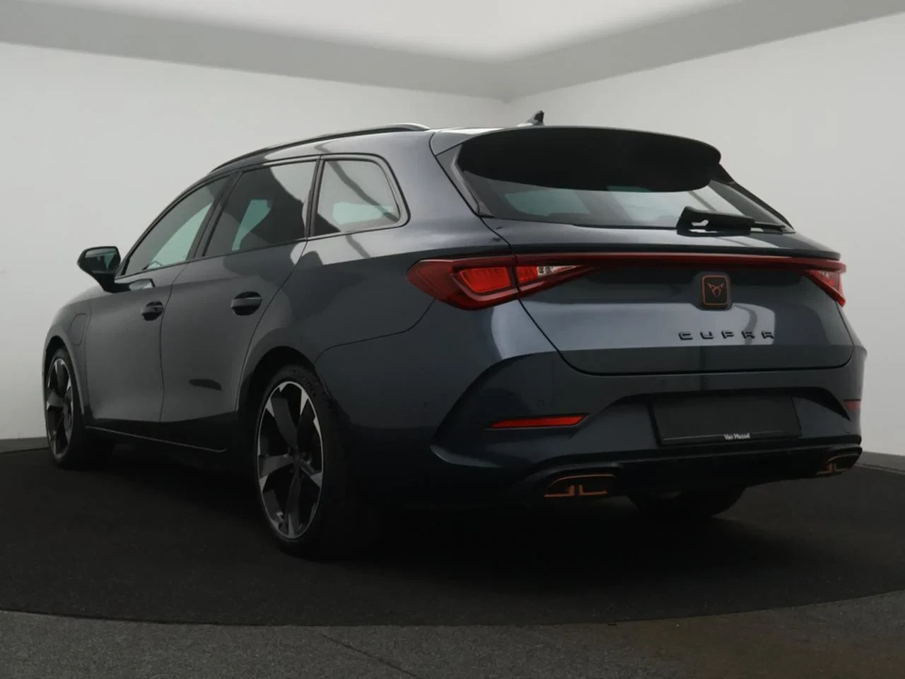 CUPRA Leon Sportstourer ST e-Hybrid (PHEV) Leon Break PHEV 1.4e-HYBRID 204PK *AUTOMAAT*LEDER*SPORTZETELS*CAMERA*PDC*NAVI*APP-CONNECT*ACC*...*