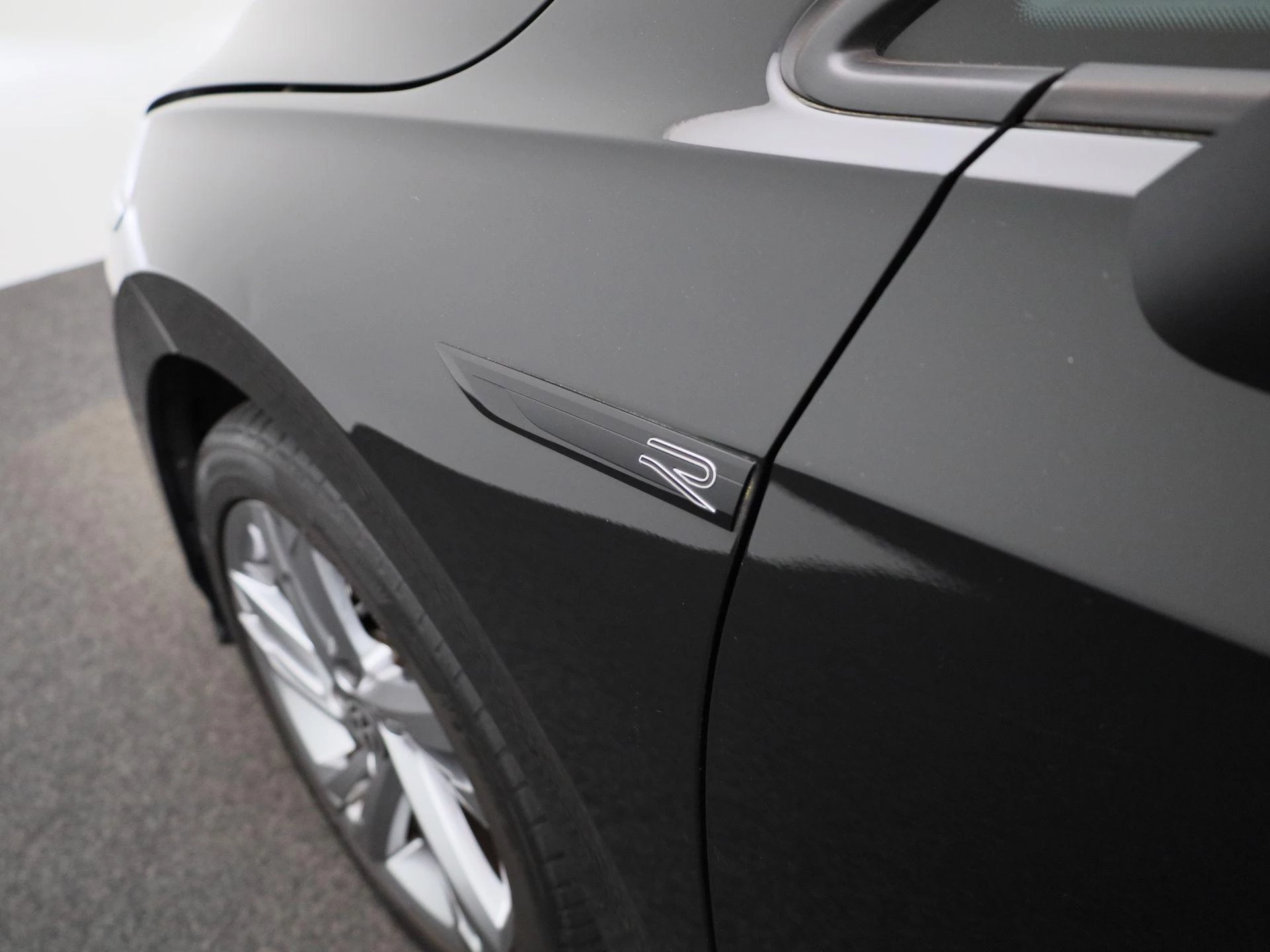 Volkswagen-Golf-image-36