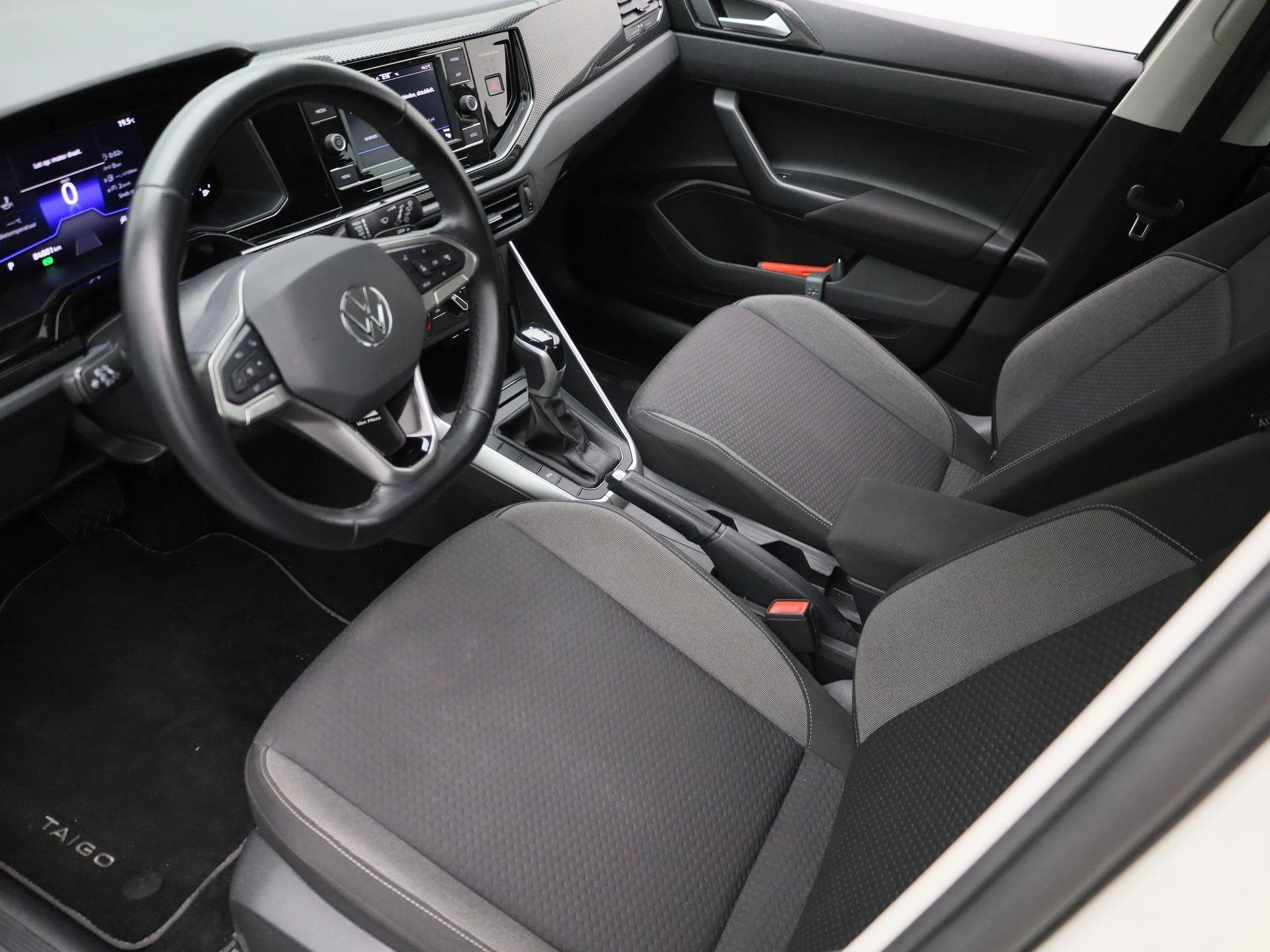 Volkswagen-Taigo-image-15