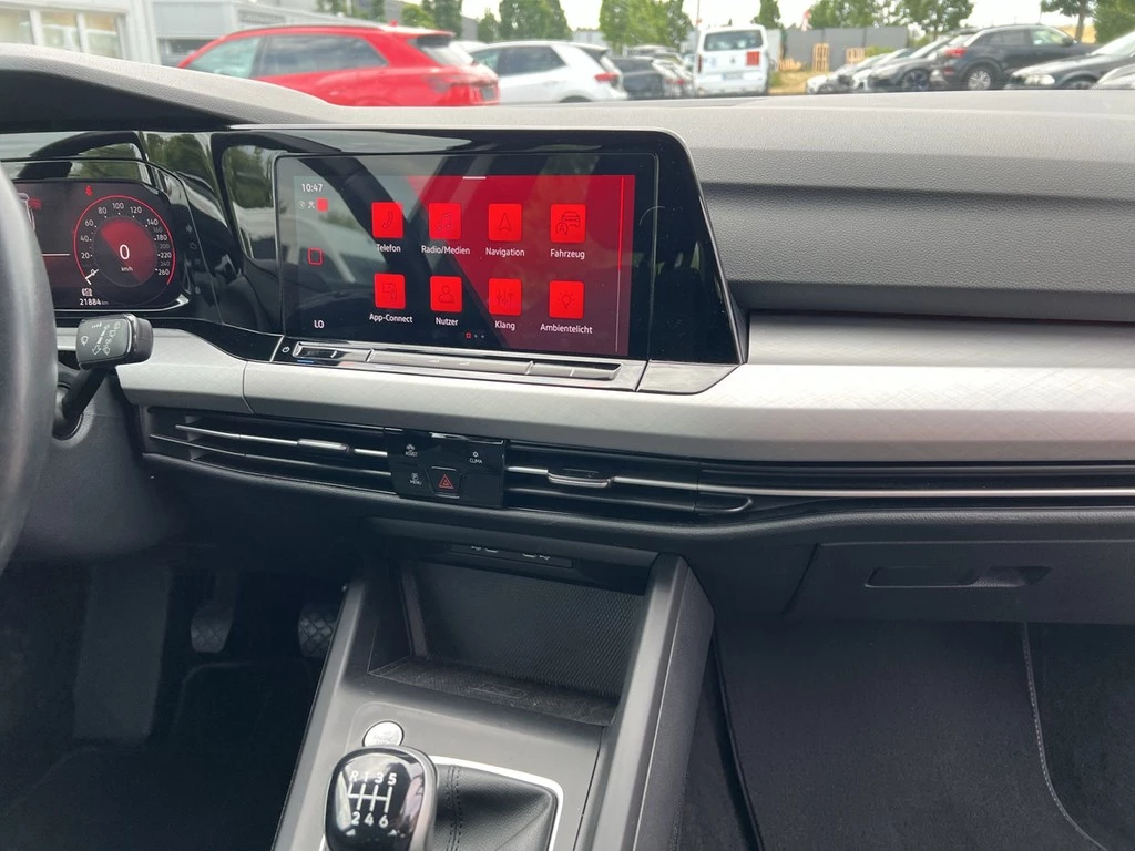 Volkswagen Golf VIII Variant 1.0 TSI Life *Navi*APP*