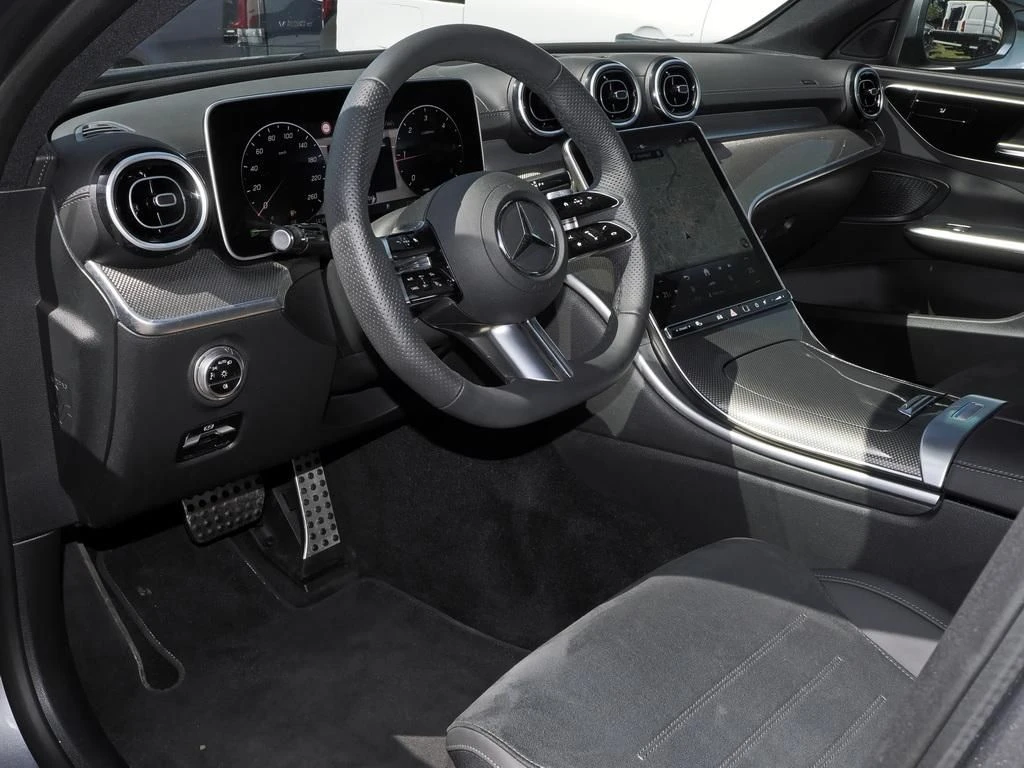 Mercedes-Benz-C-Klasse 300 d-image-8