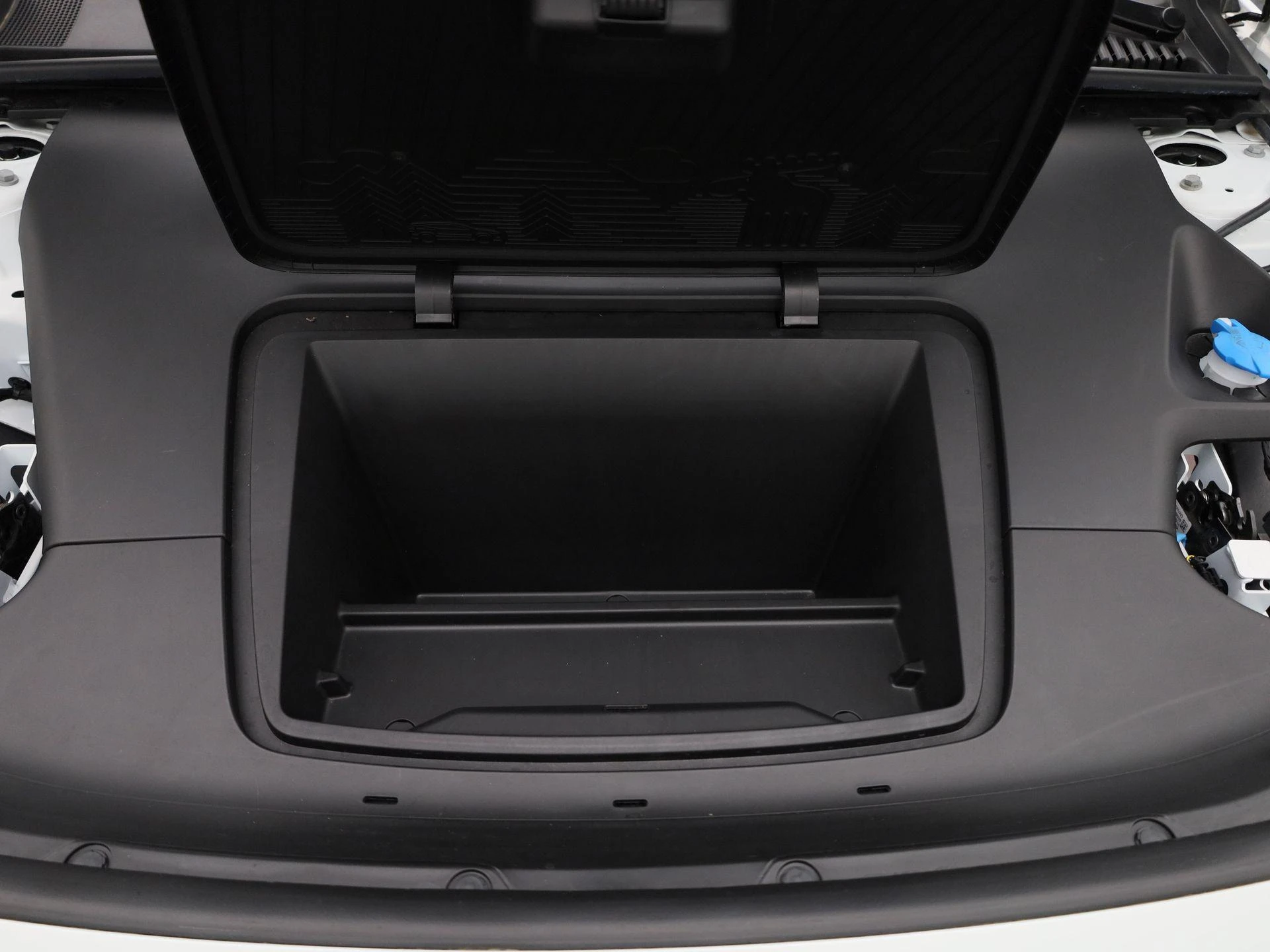 Volvo-EX30-image-38