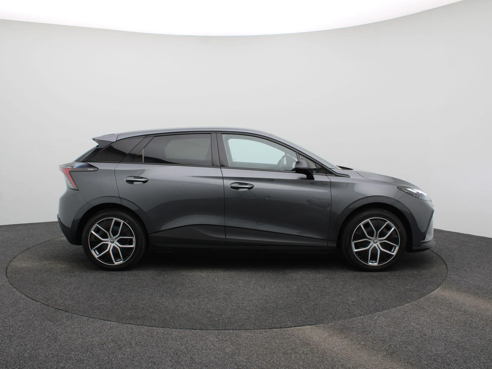 MG-MG4 EV-image-5