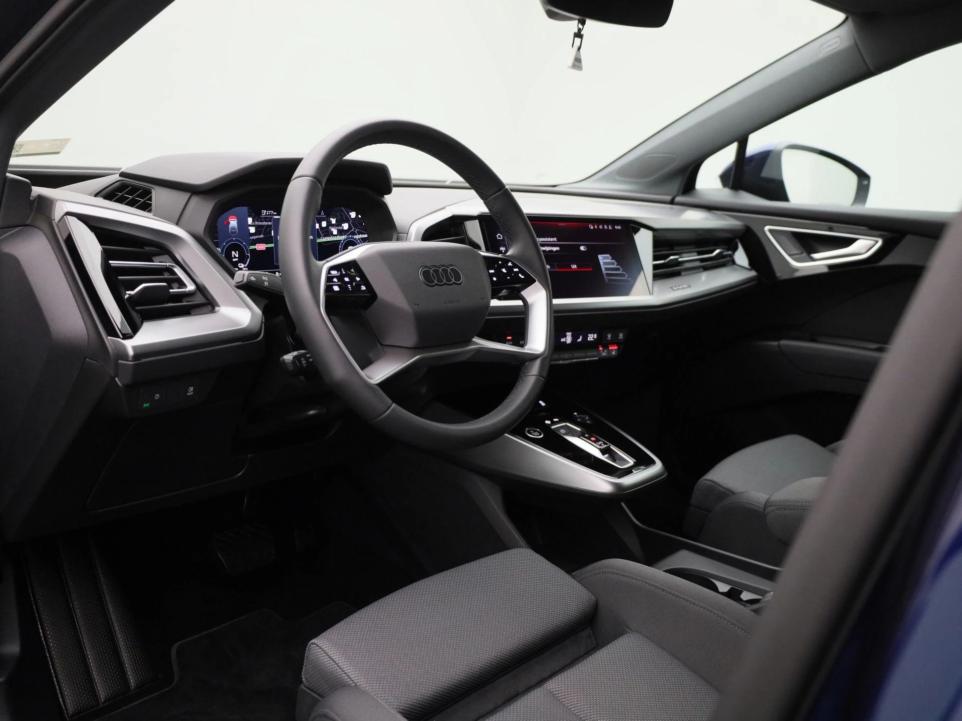 Audi-Q4 e-tron-image-37