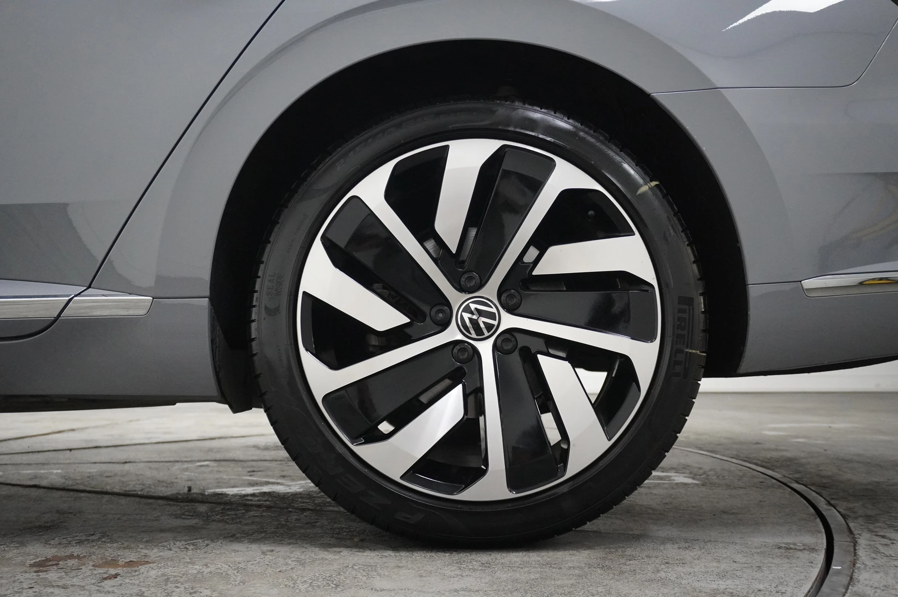 Volkswagen-Arteon-image-22