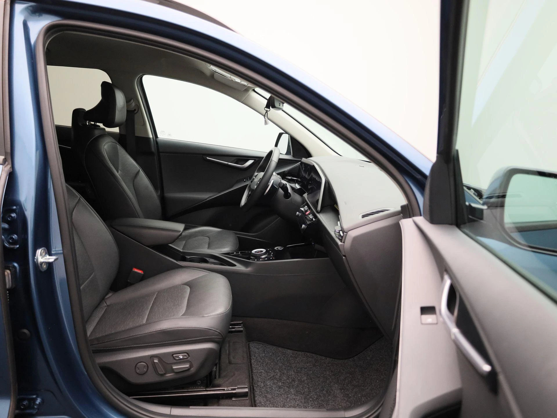 Kia-Niro-image-36
