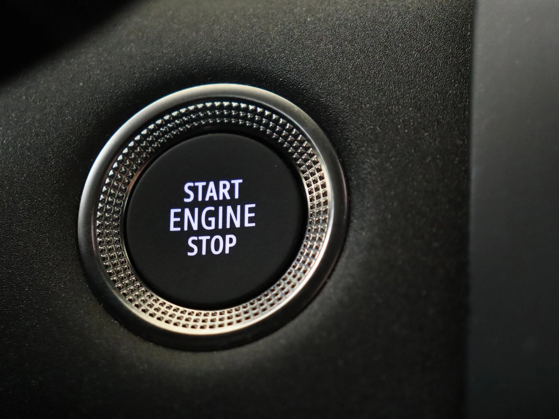 Renault-Captur-image-19