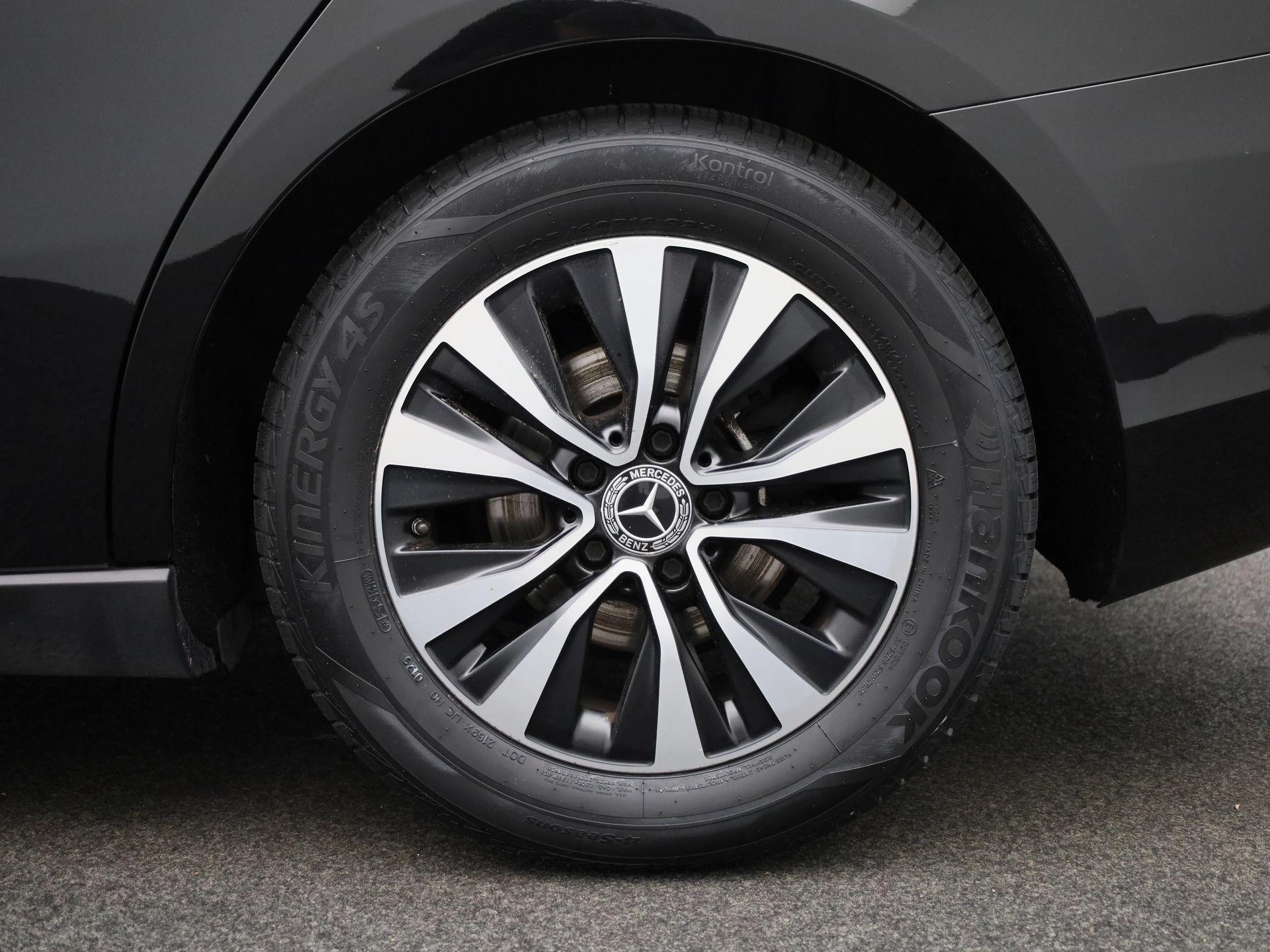Mercedes-Benz-A-Klasse-image-12