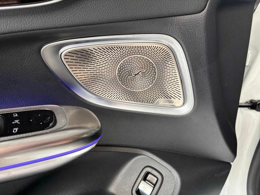 Mercedes-Benz-CLE 200-image-18