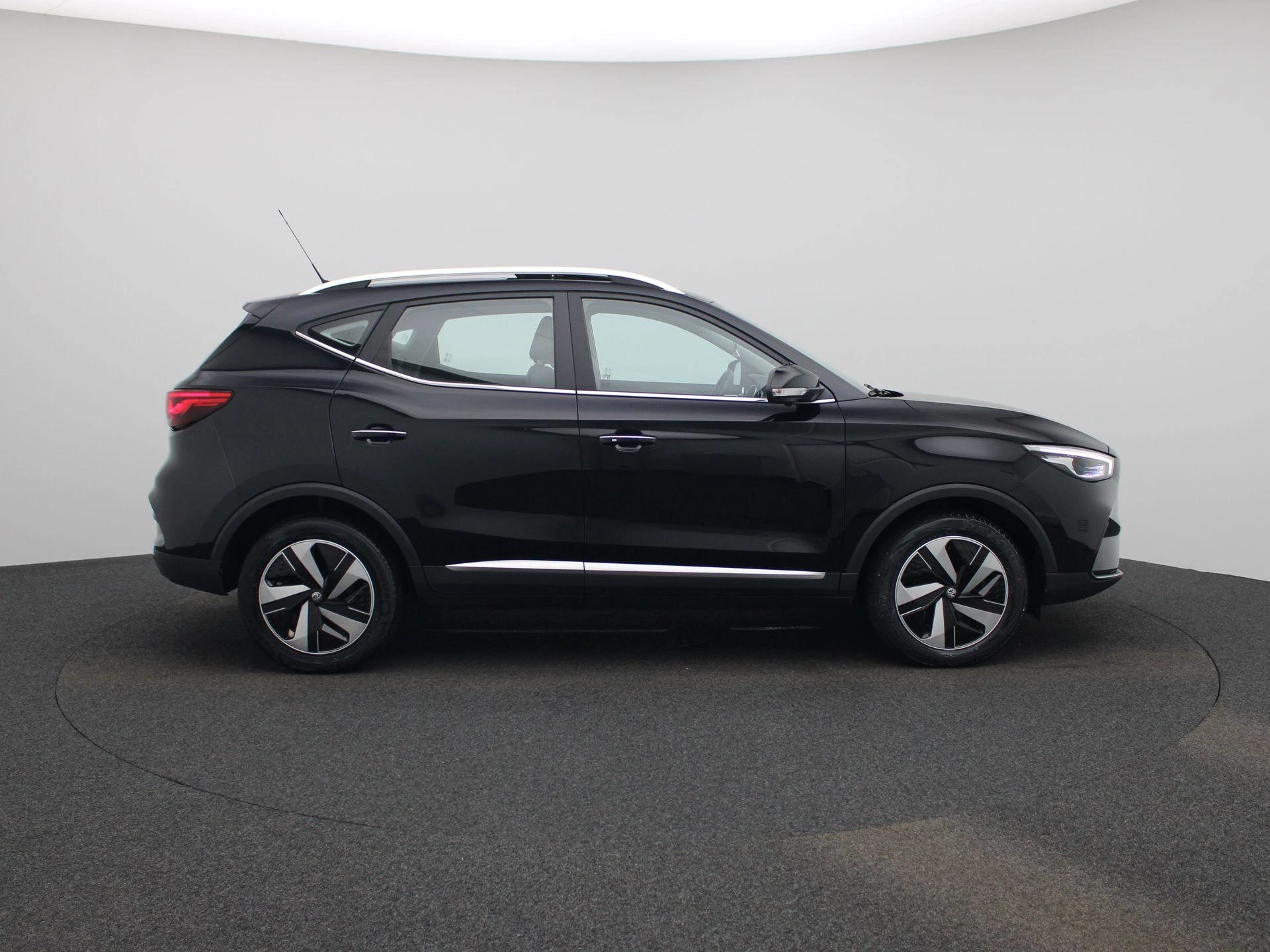 MG ZS EV Standard Range Luxury 50 kWh