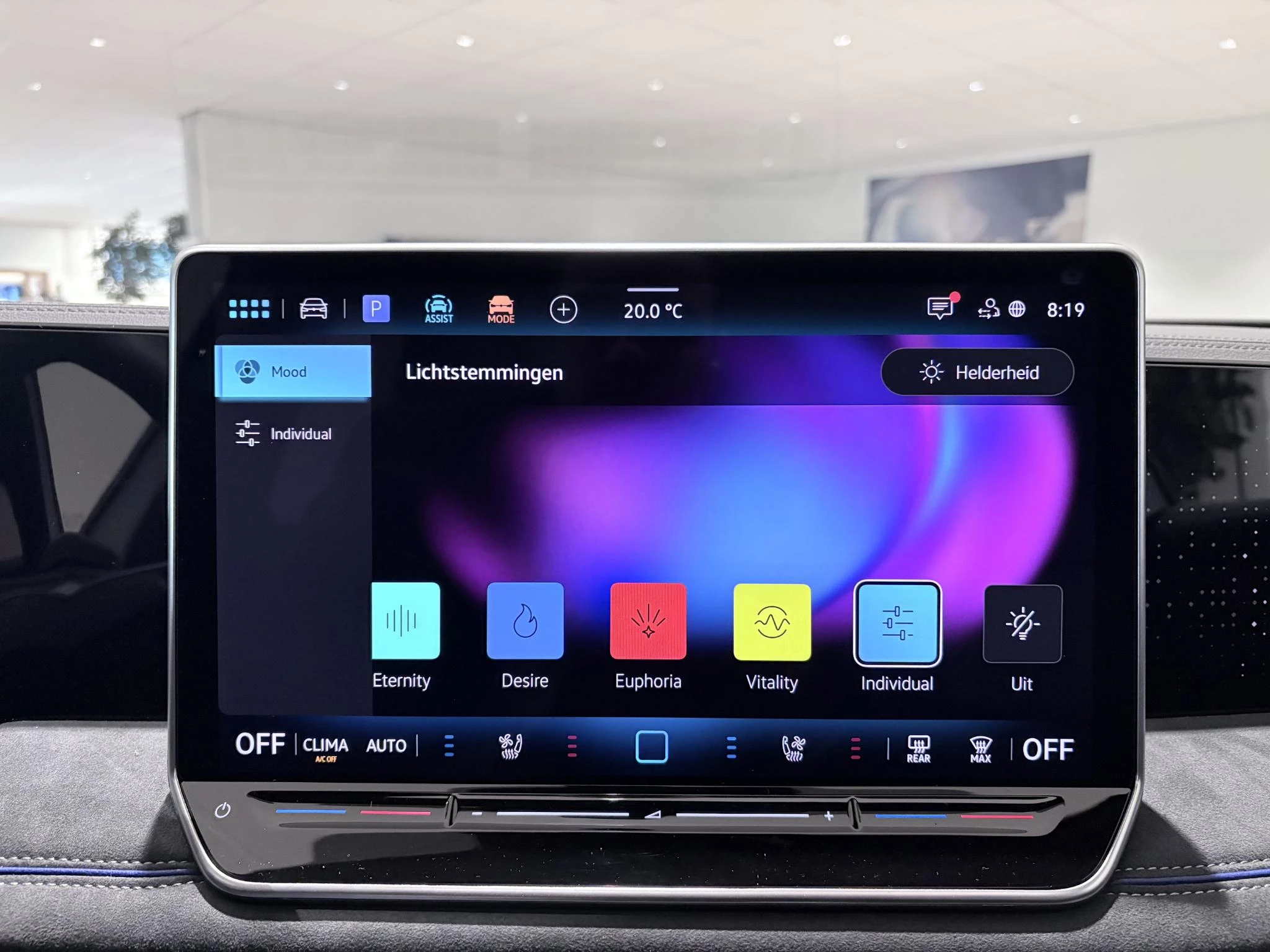 Volkswagen-Tiguan-image-33