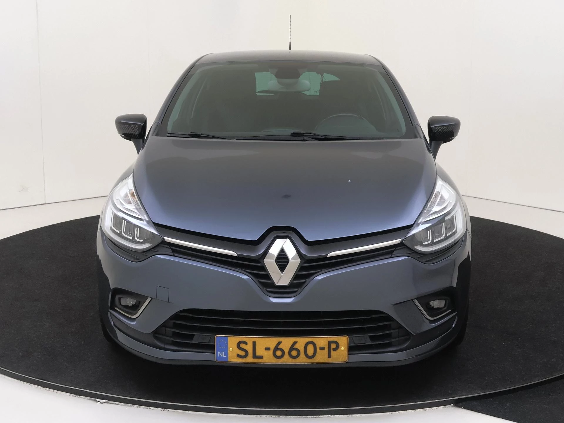 Renault-Clio-image-5