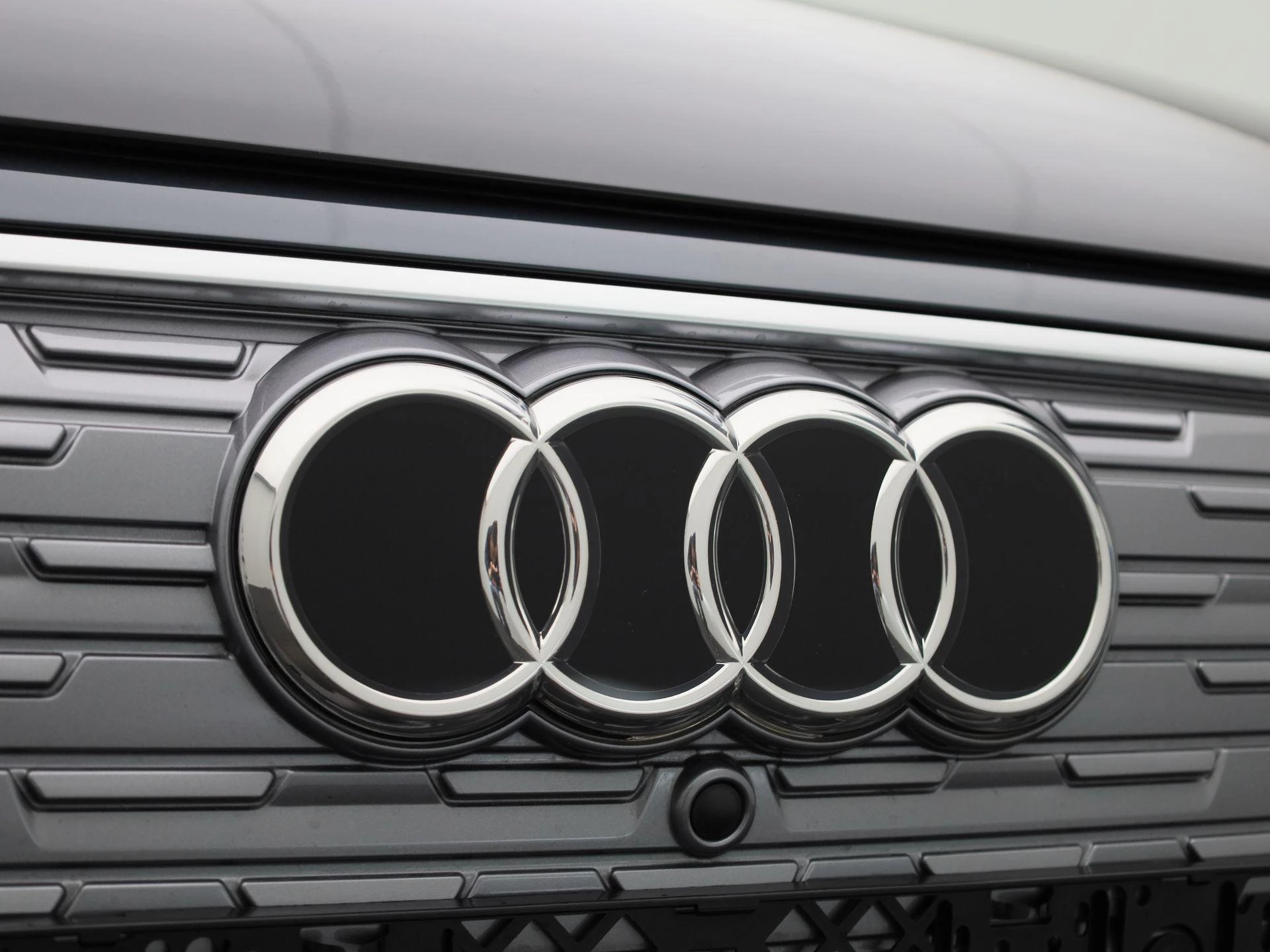 Audi-Q4 e-tron-image-43