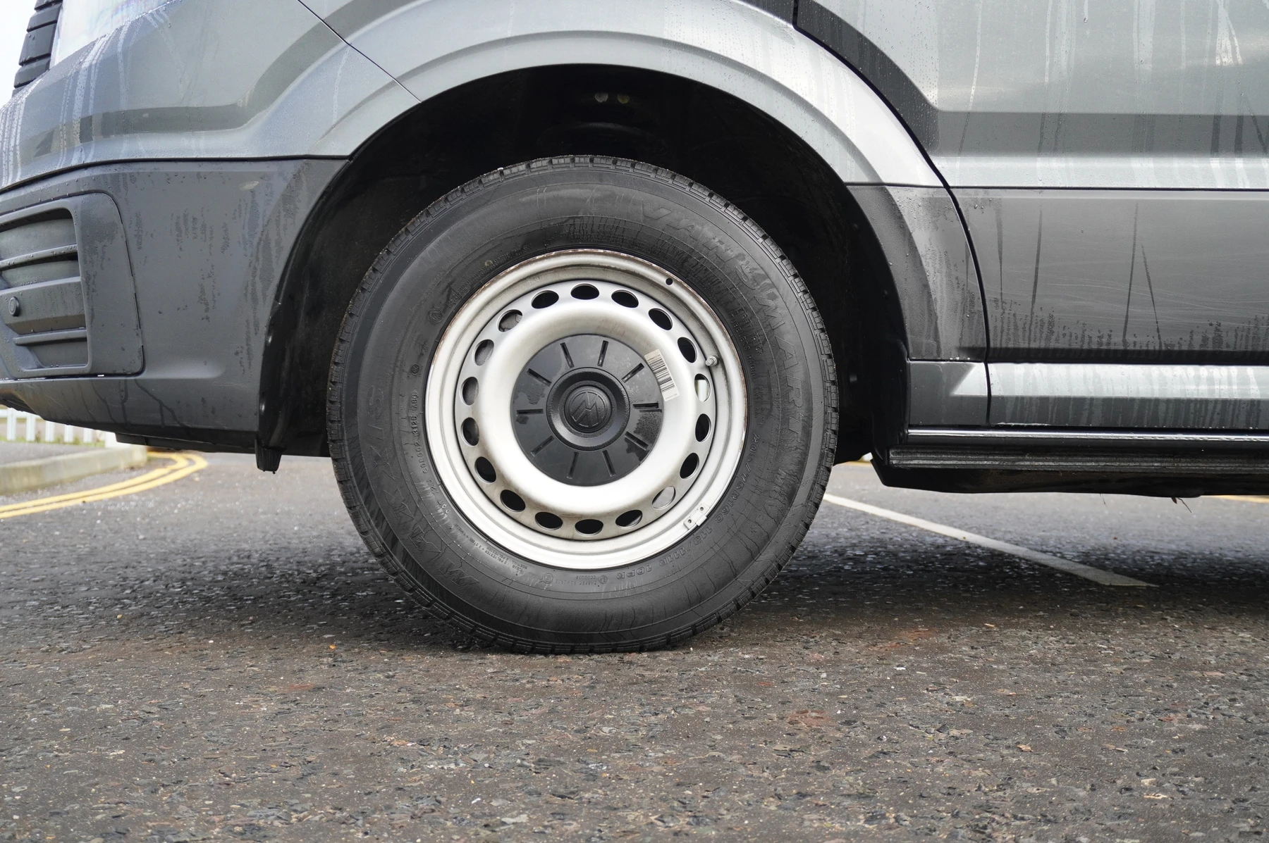 Volkswagen-Crafter-image-4