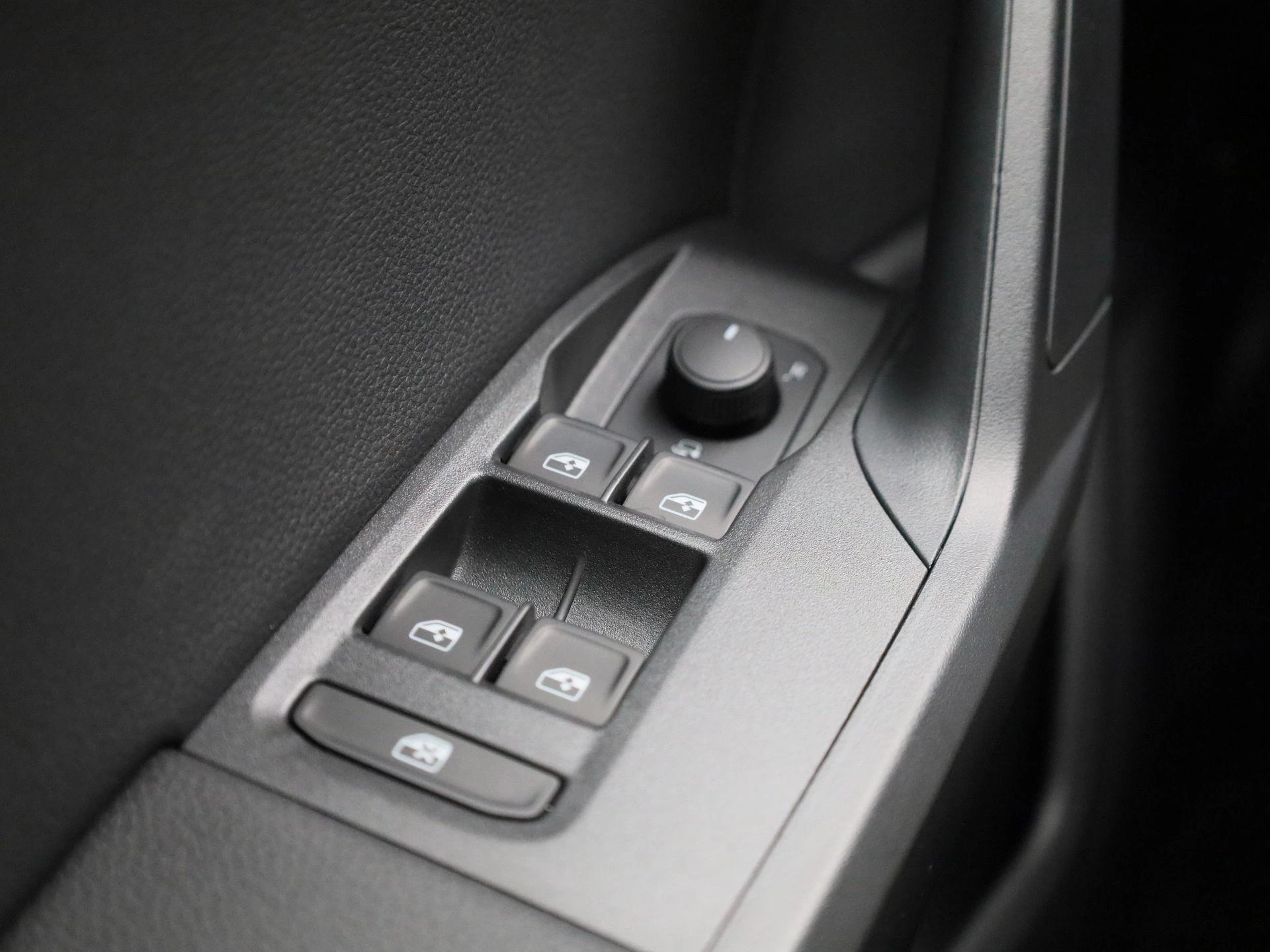 SEAT Ibiza 1.0 EcoTSI FR Business Connect 95 PK