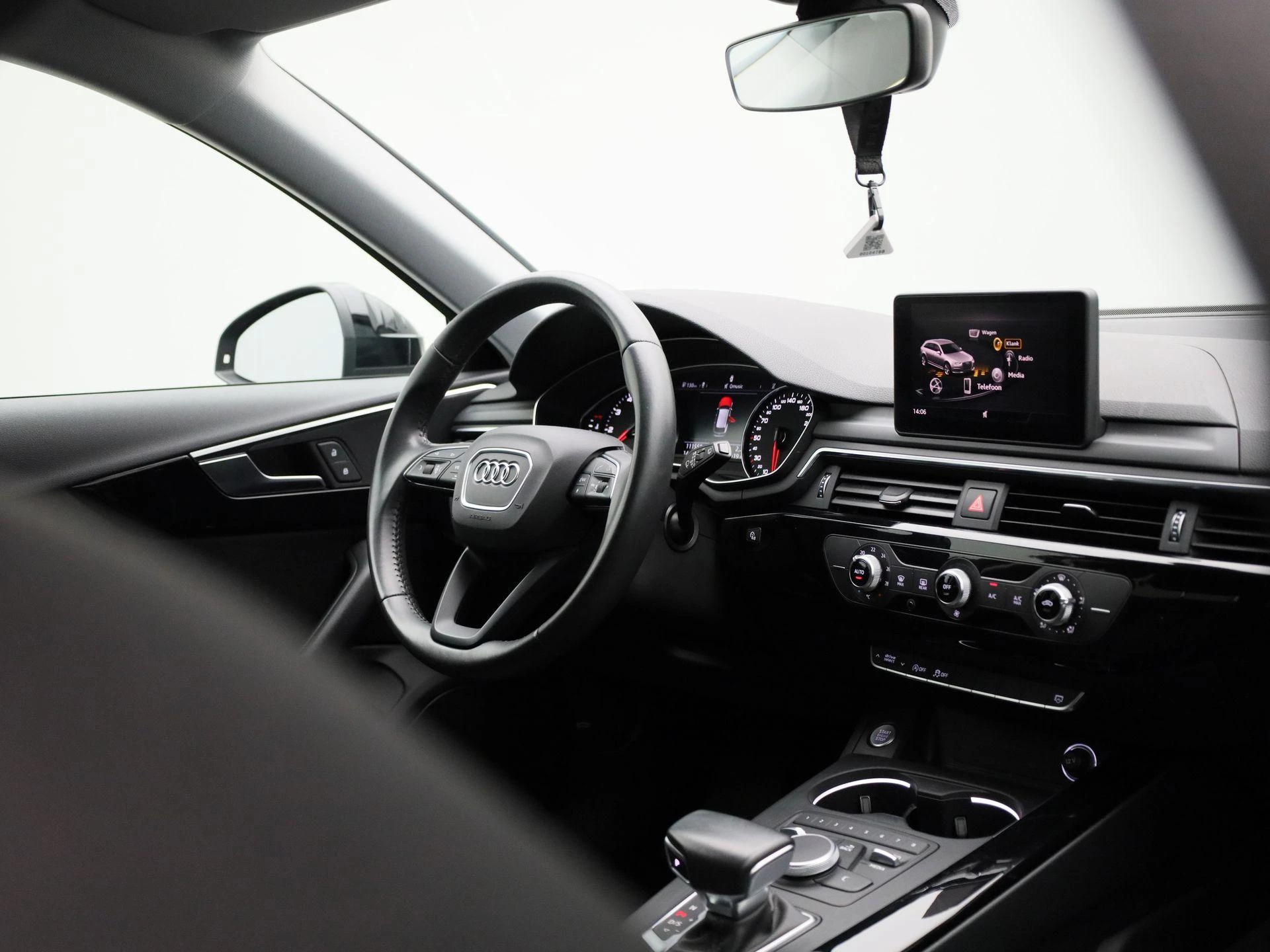 Audi-A4-image-32