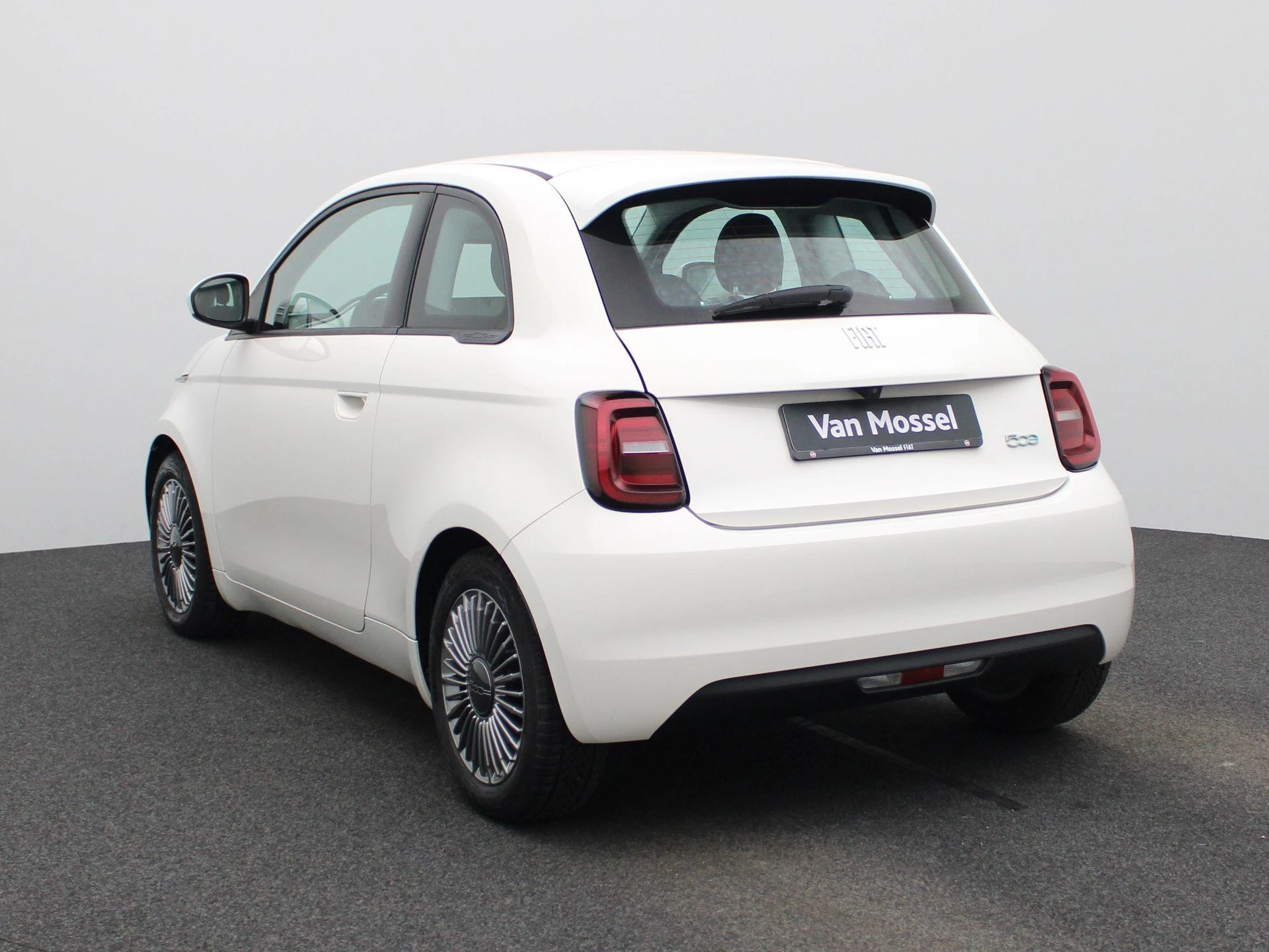 Fiat-500-image-1