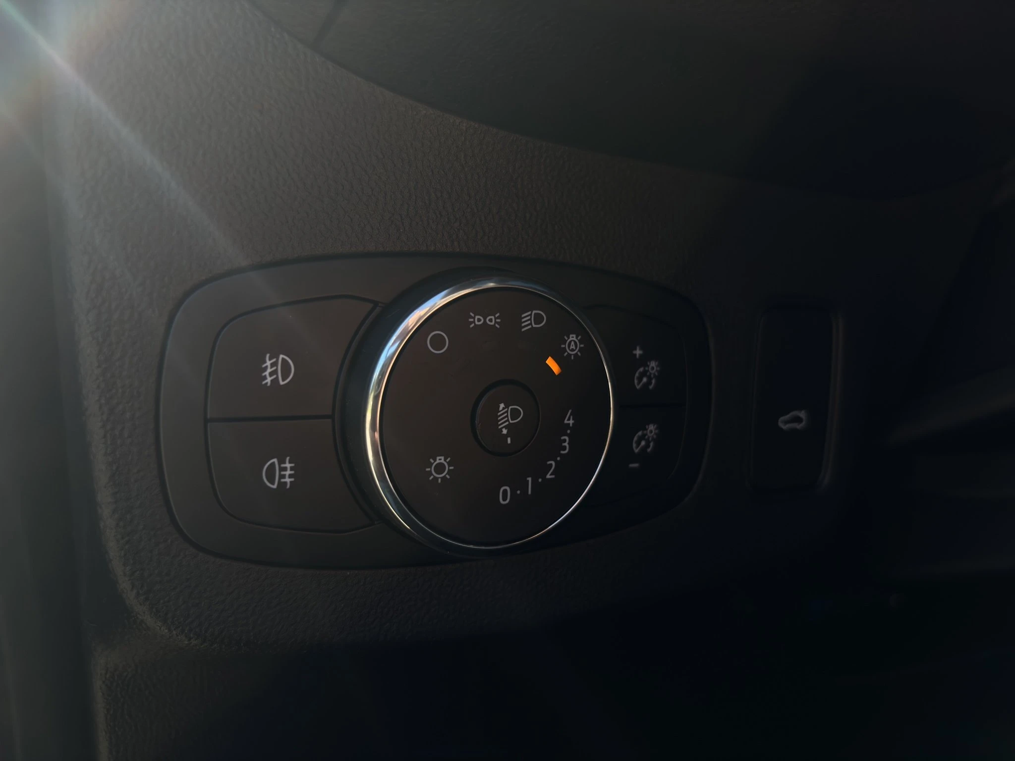 Ford-Puma-image-19
