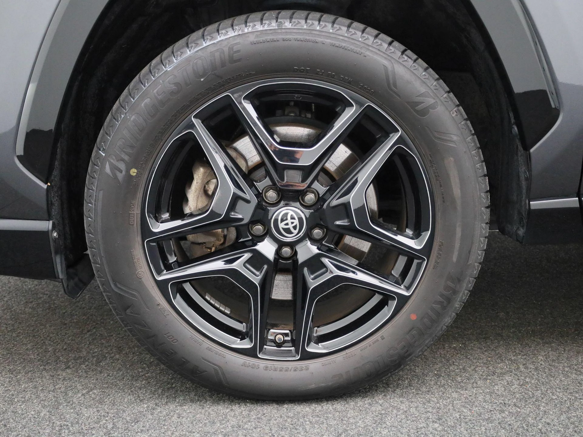 Toyota-RAV4-image-15
