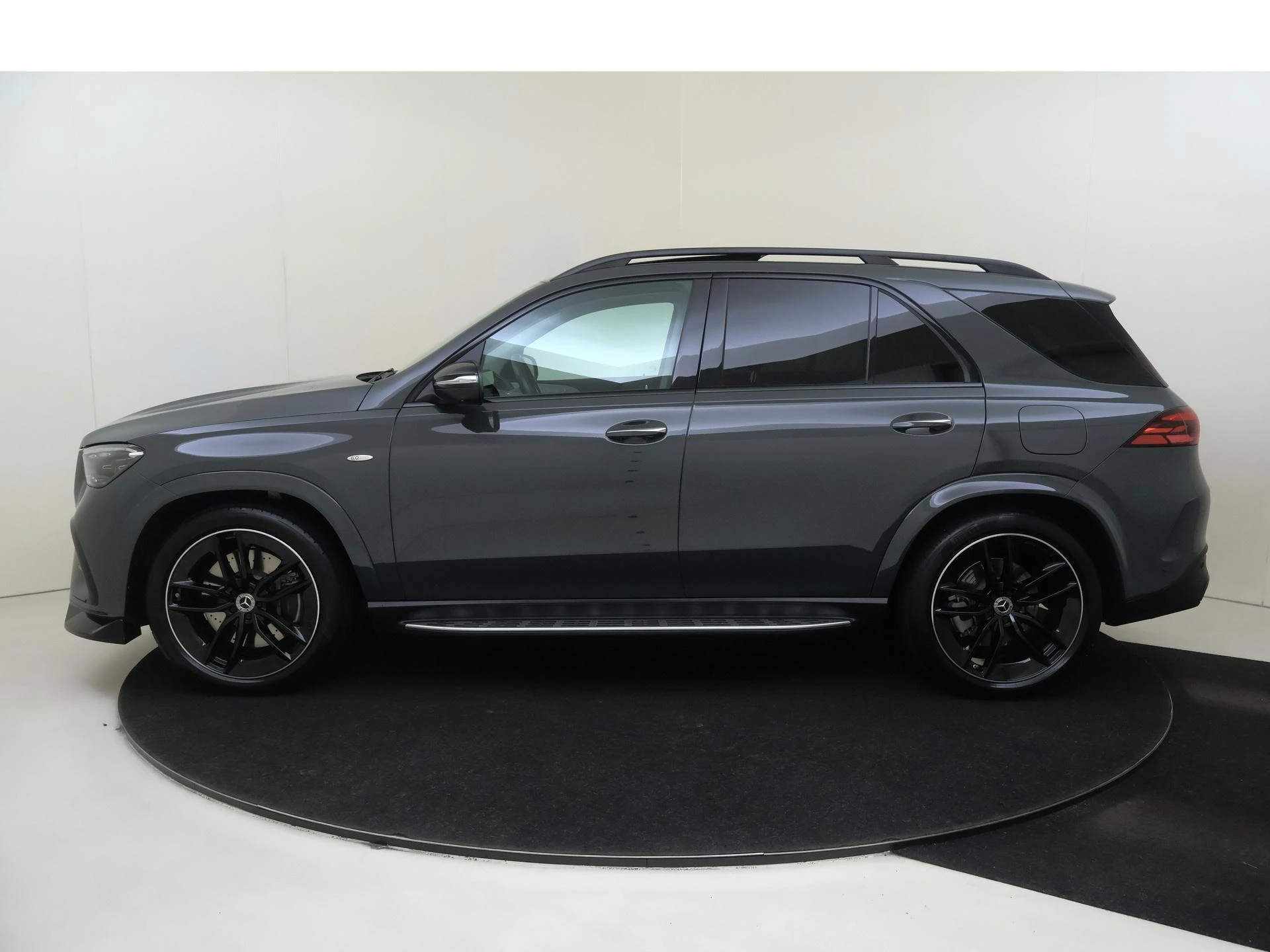 Mercedes-Benz-GLE-image-7
