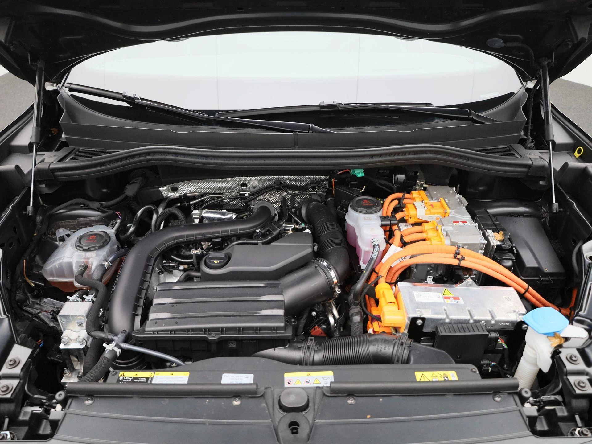 Volkswagen-Tiguan-image-43