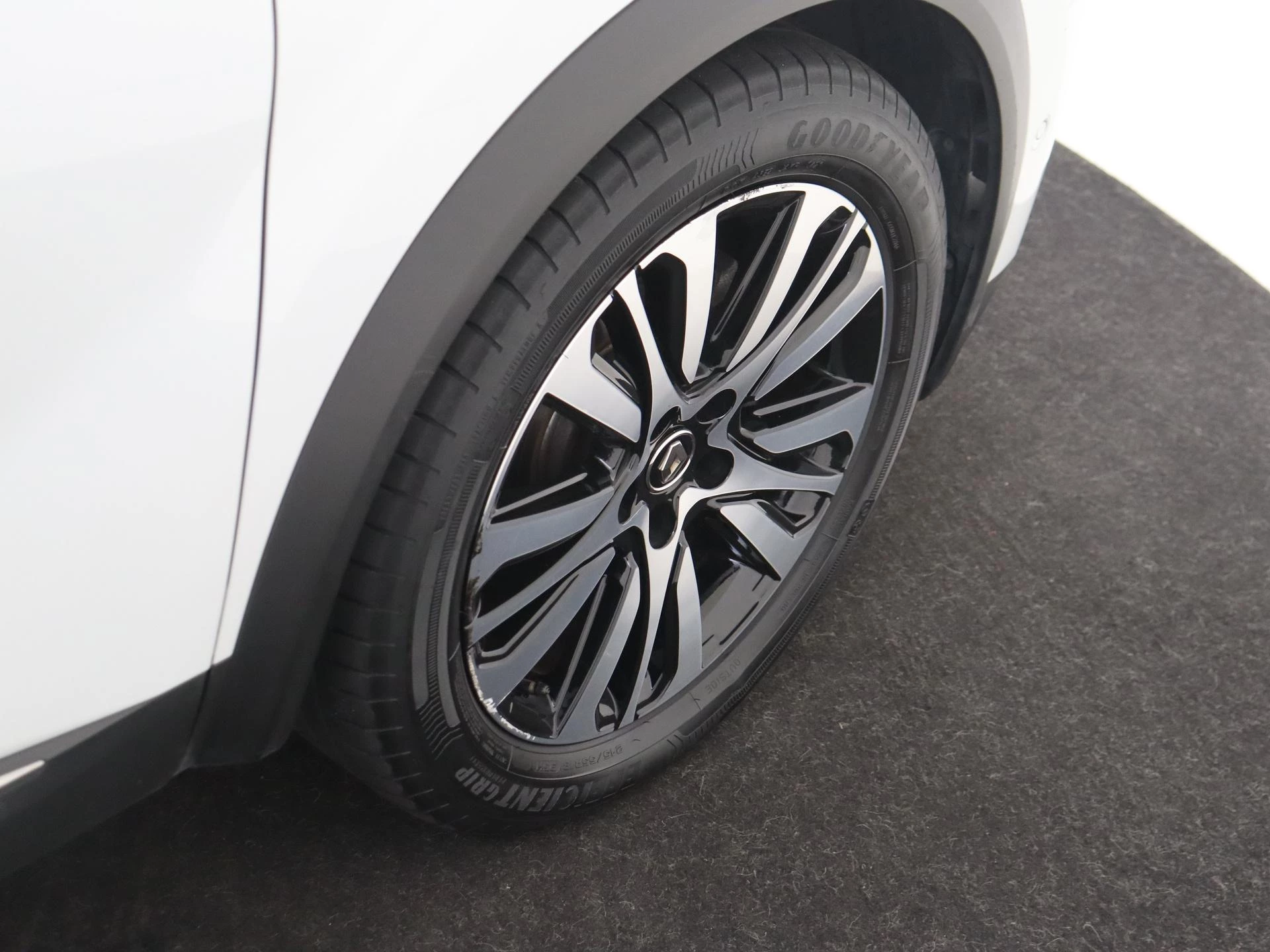 Renault-Captur-image-9