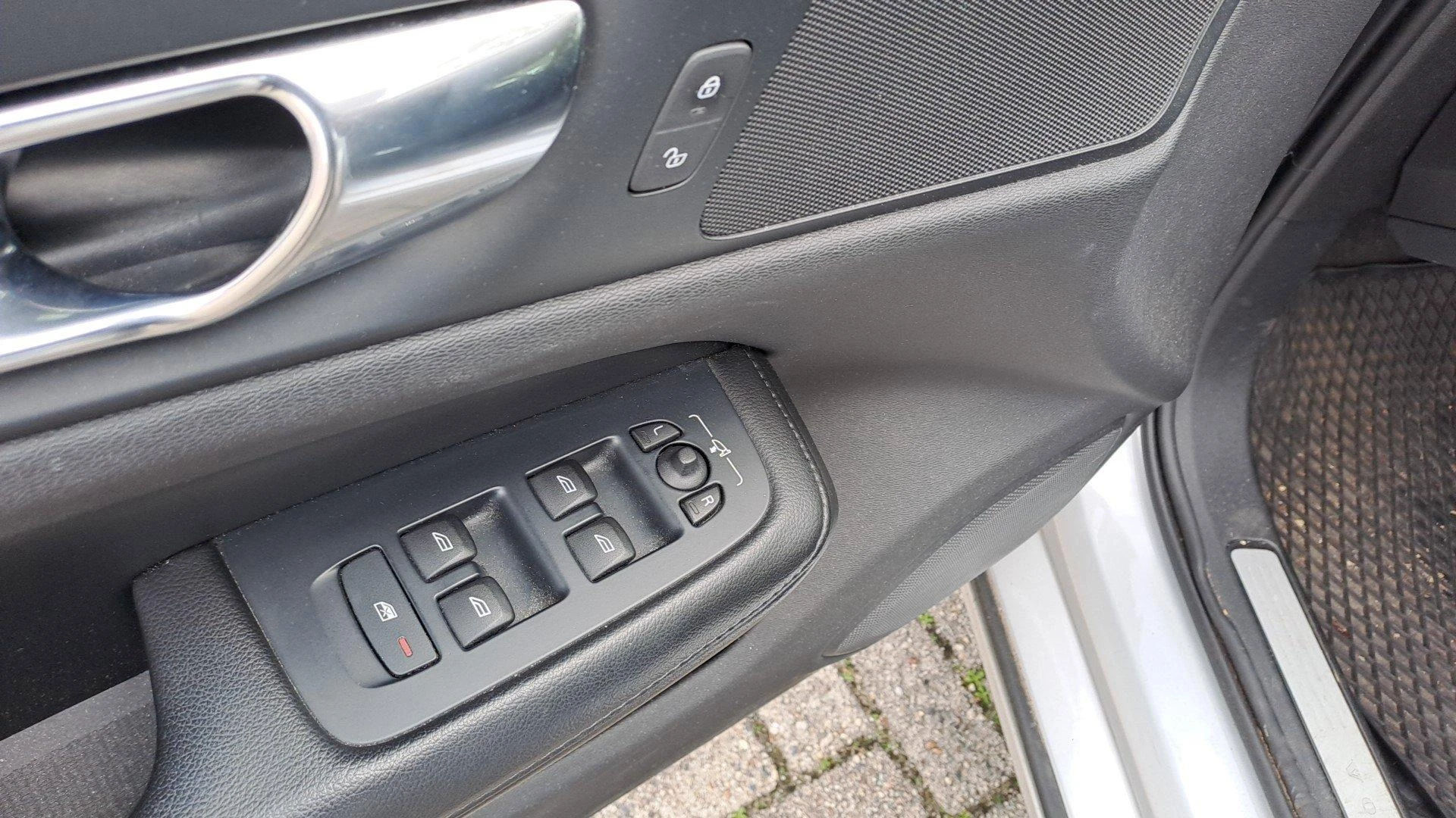 Volvo-V60-image-7