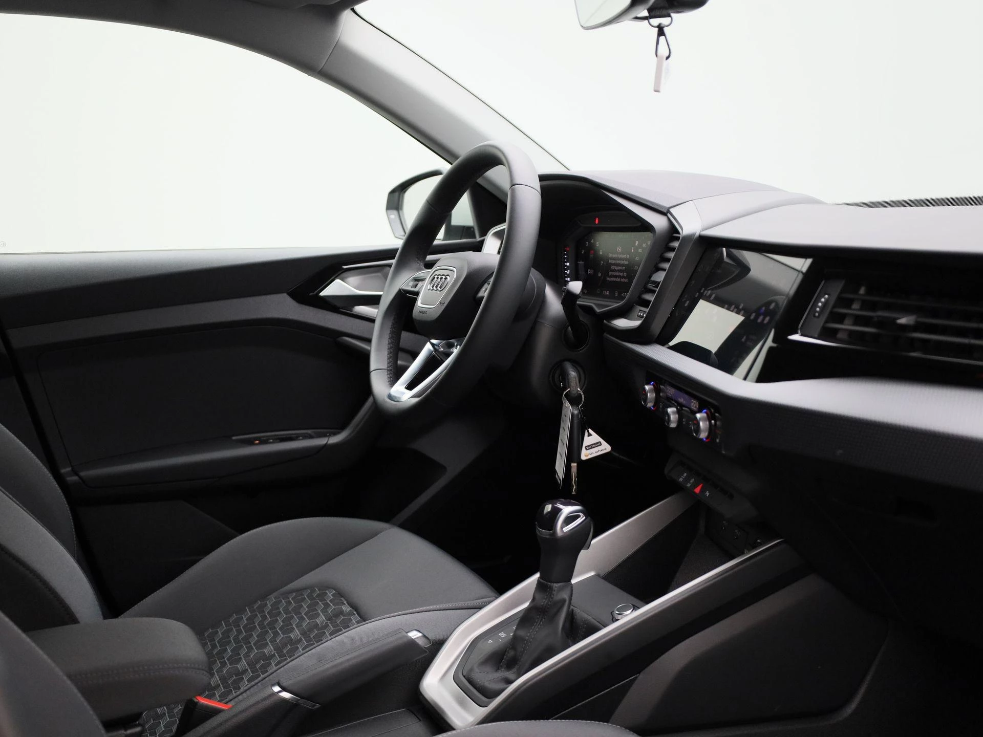 Audi-A1 Sportback-image-33