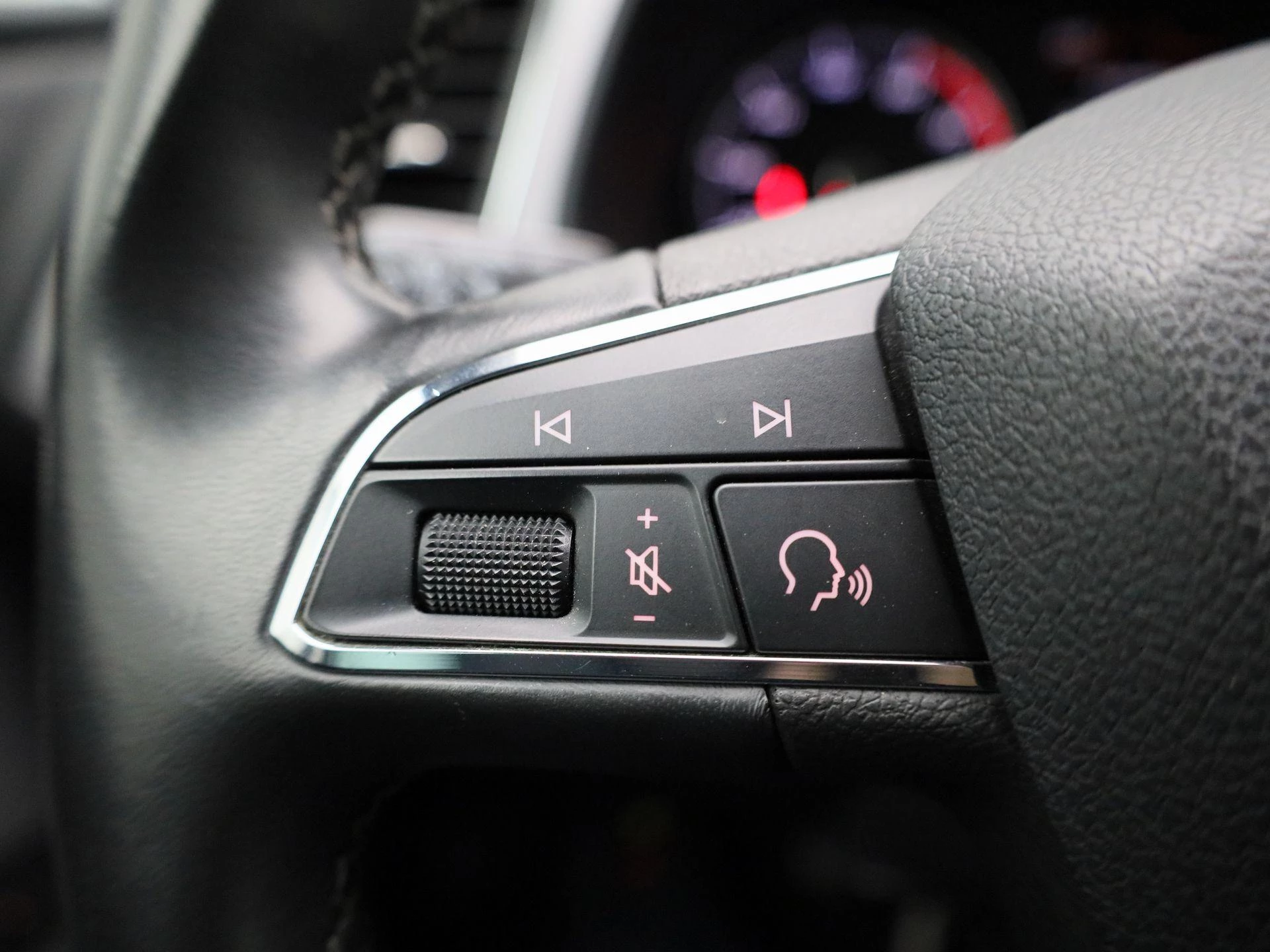 SEAT-Leon-image-16