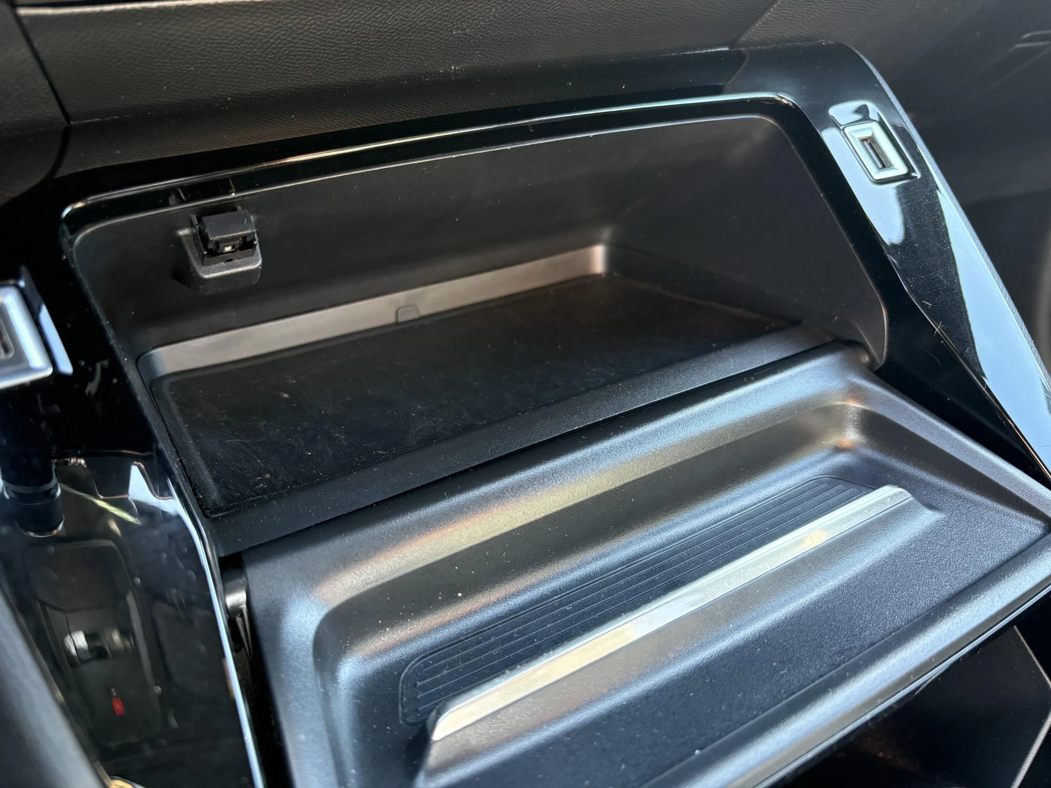 Peugeot-208-image-16