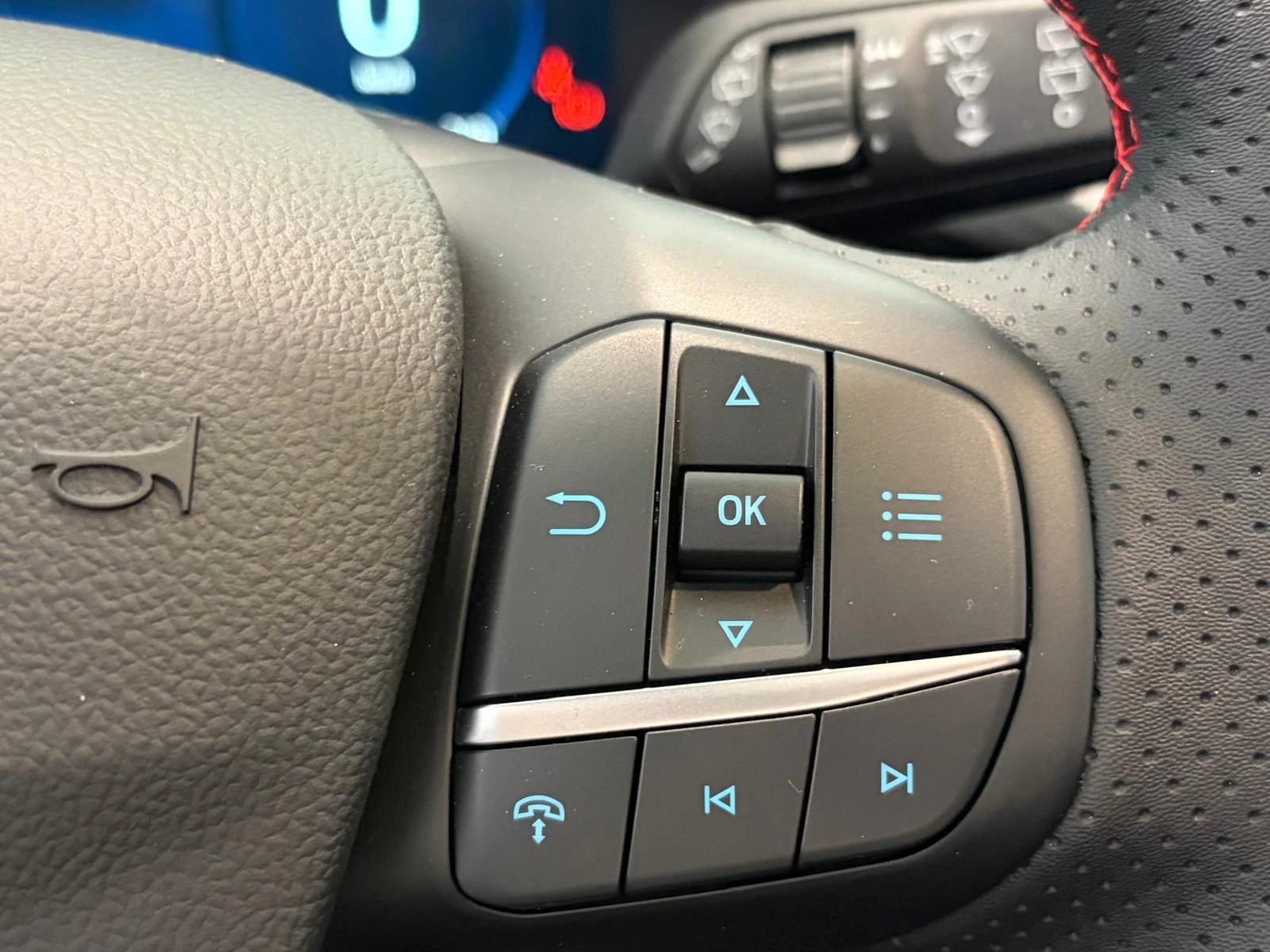Ford-Kuga-image-12