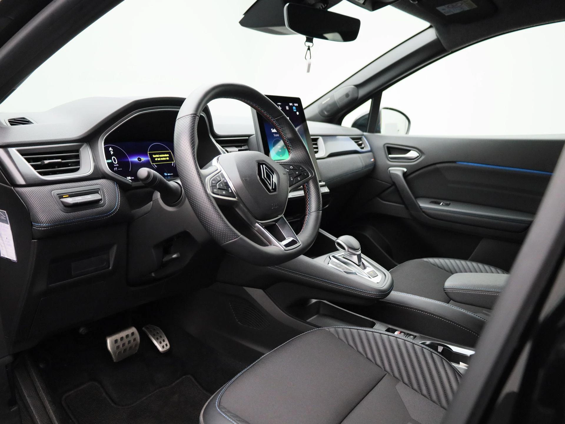 Renault-Captur-image-33