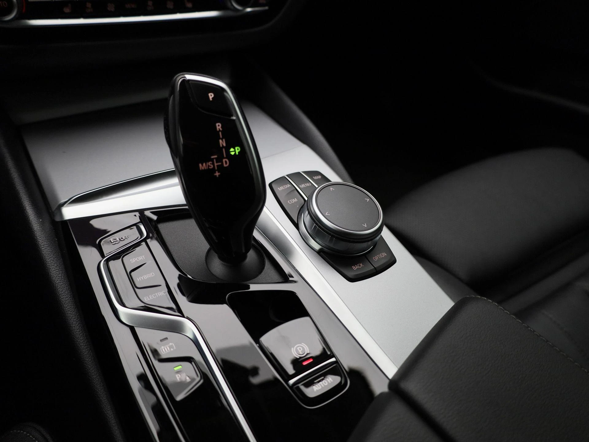 BMW-5 Serie-image-22