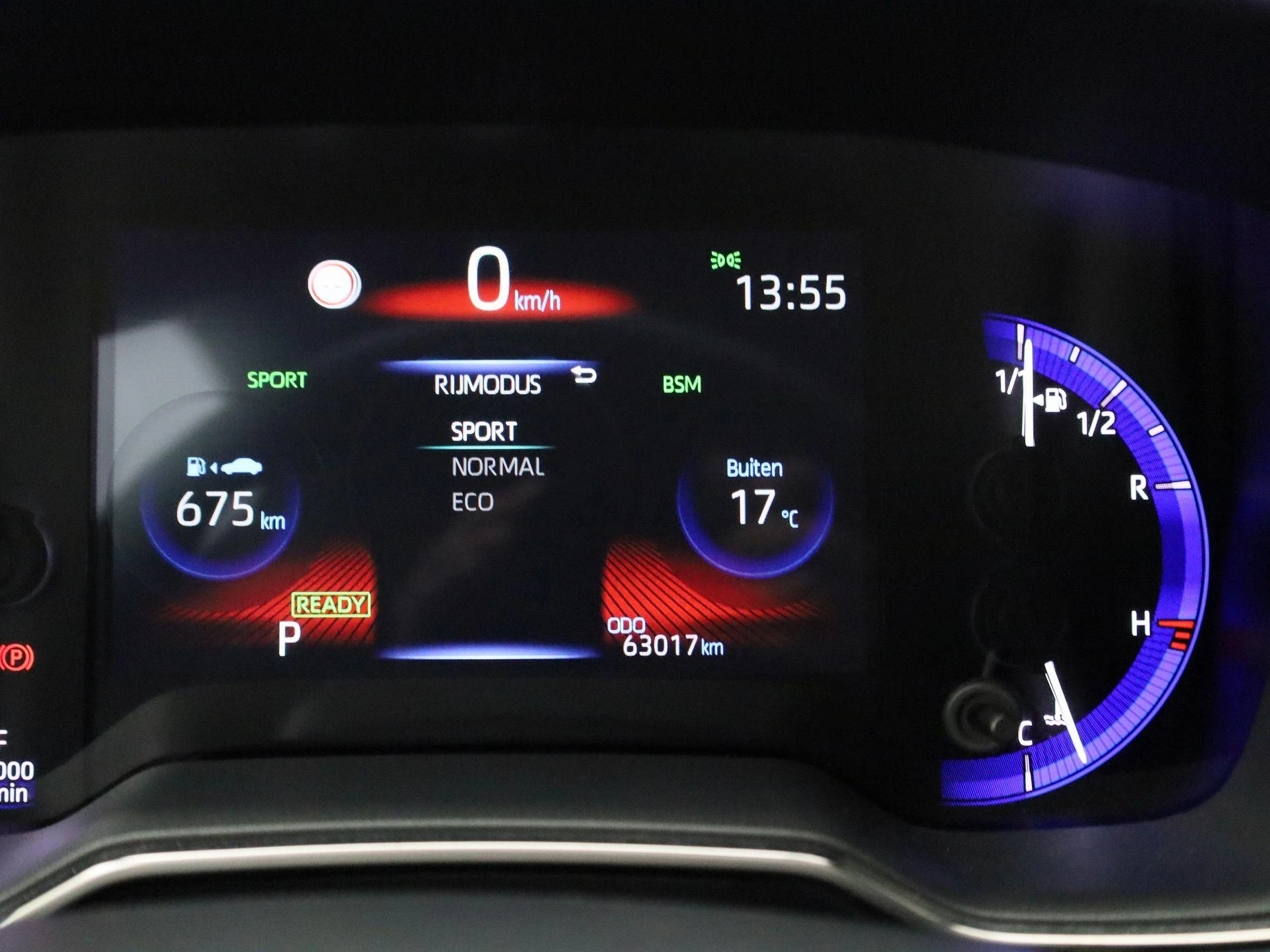 Toyota-Corolla Touring Sports-image-29