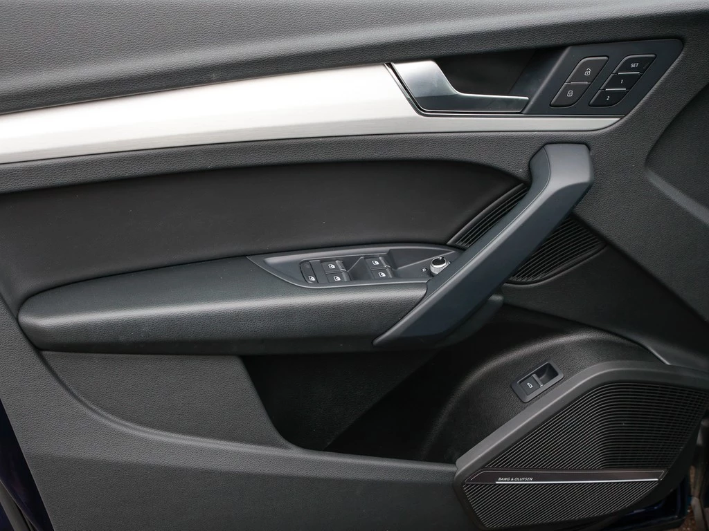 Audi SQ5 3.0 TDI Matrix AHK Standheizung Leder B&O