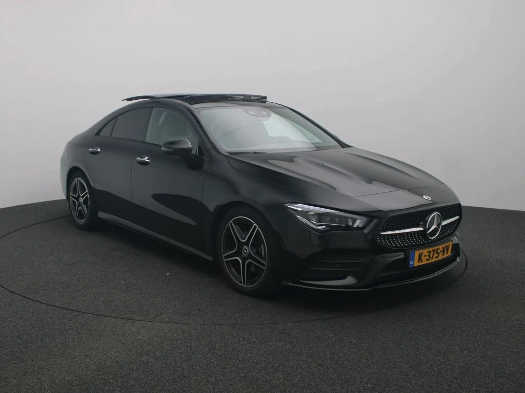 Mercedes-Benz CLA 180 Business Solution AMG