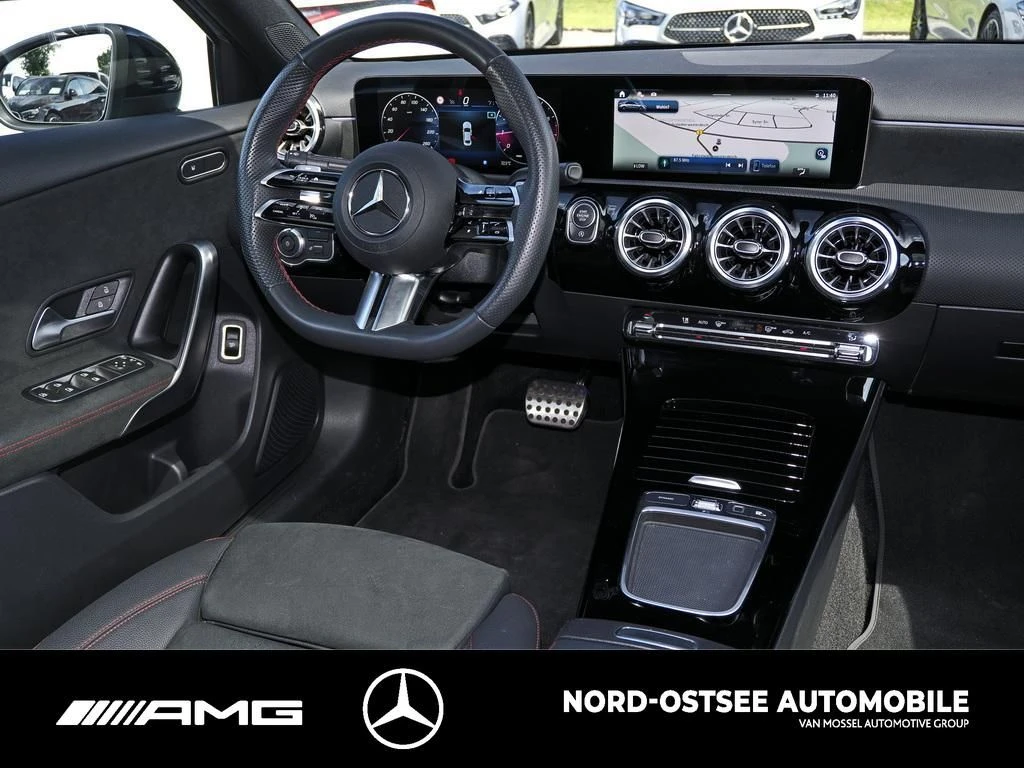 Mercedes-Benz A-Klasse 200 Limo AMG PANO NIGHT MBUX SHZ AMG Line