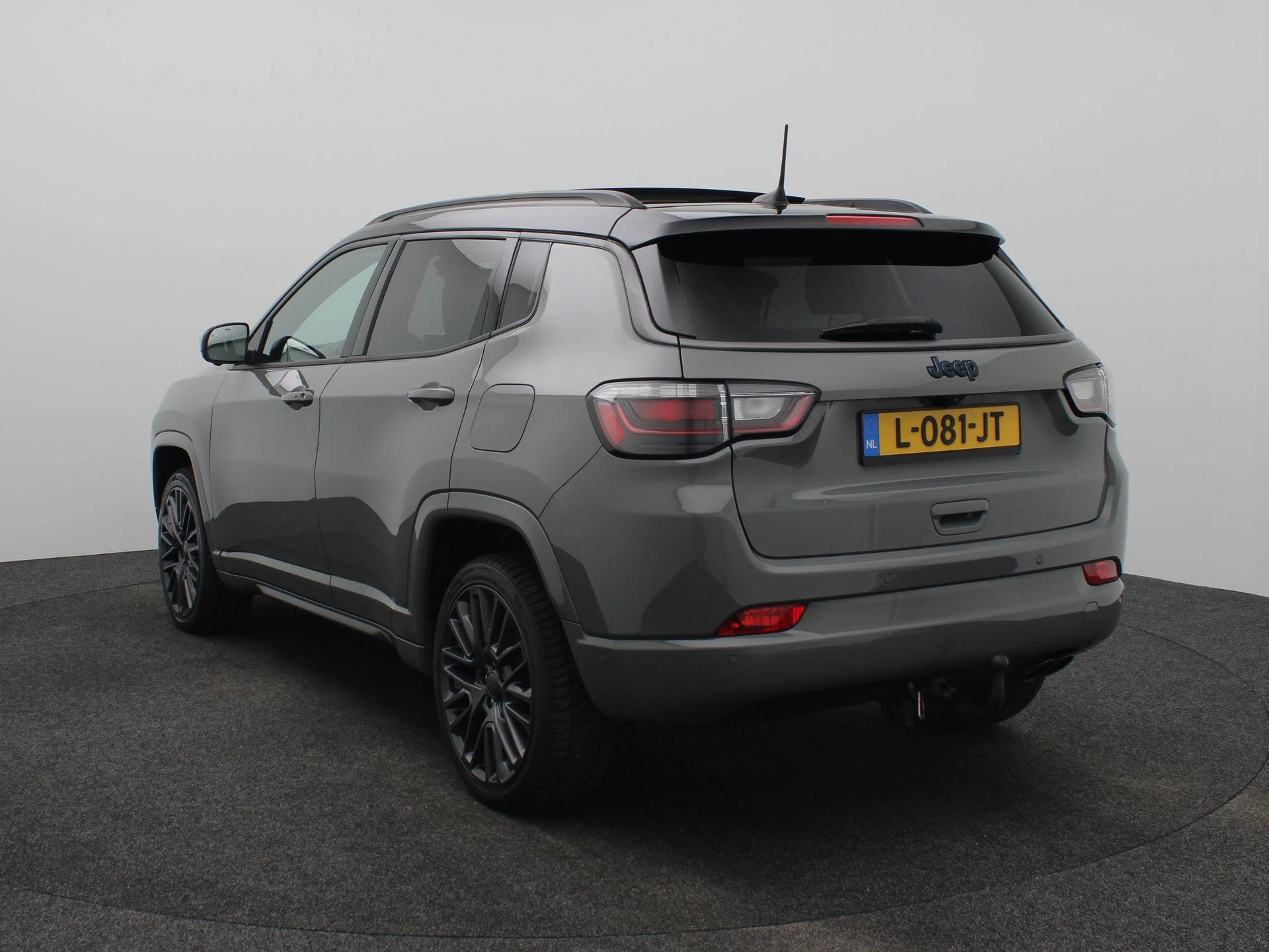 Jeep-Compass-image-1