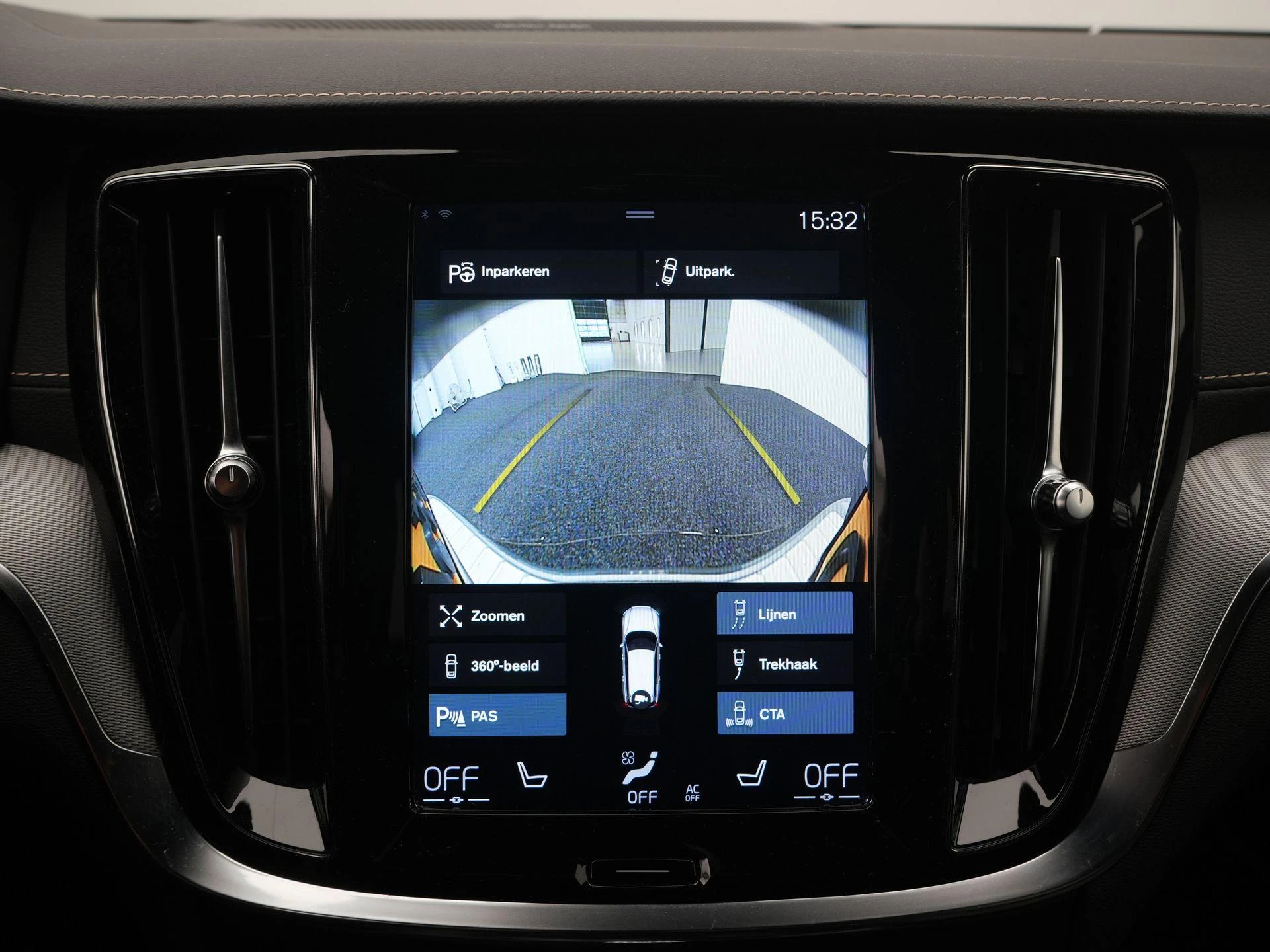 Volvo-V60-image-11
