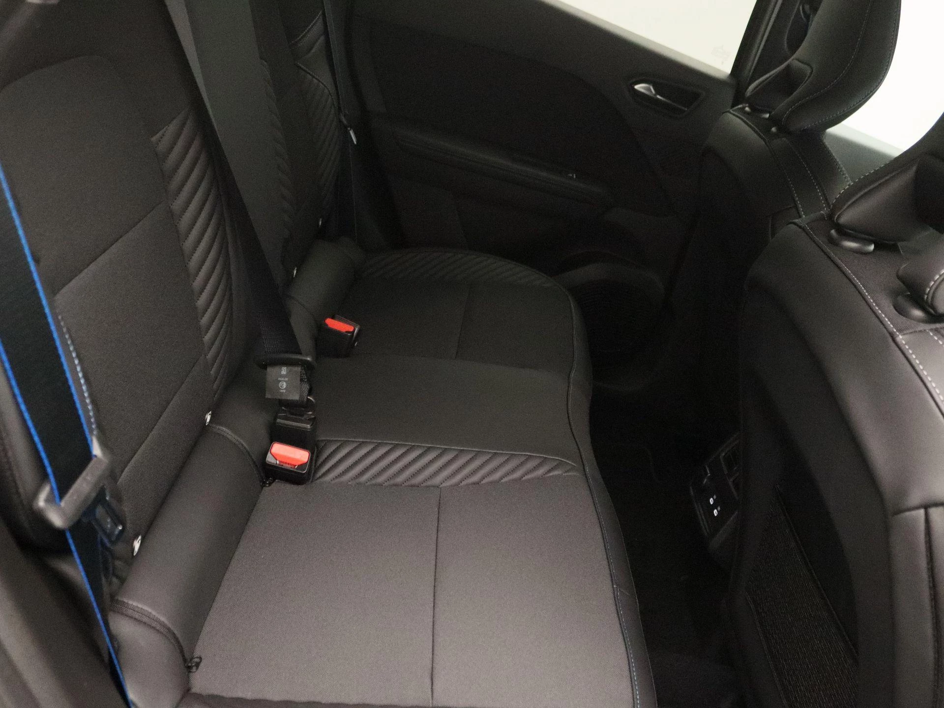 Renault-Captur-image-23