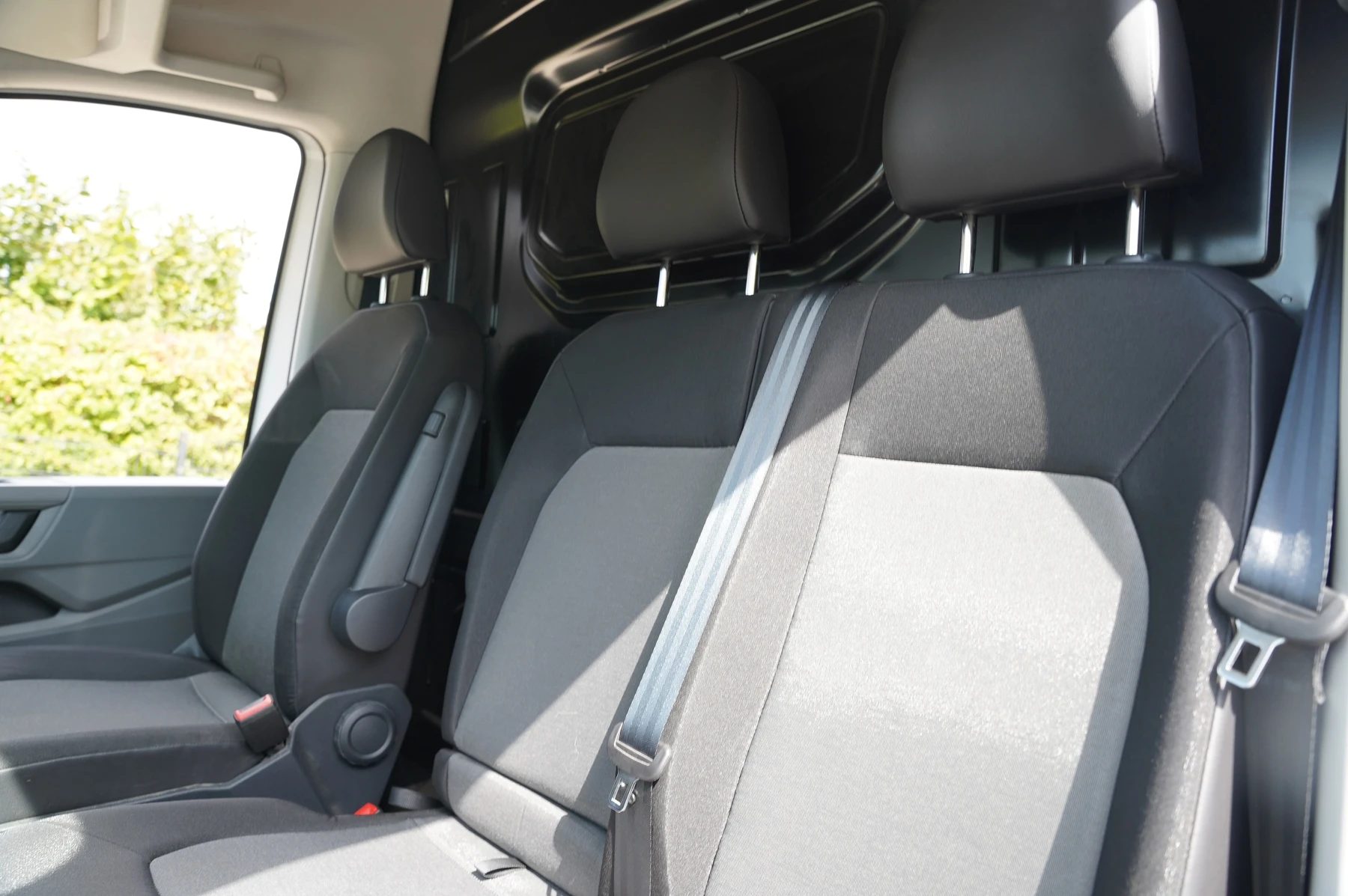 Volkswagen-Crafter-image-23