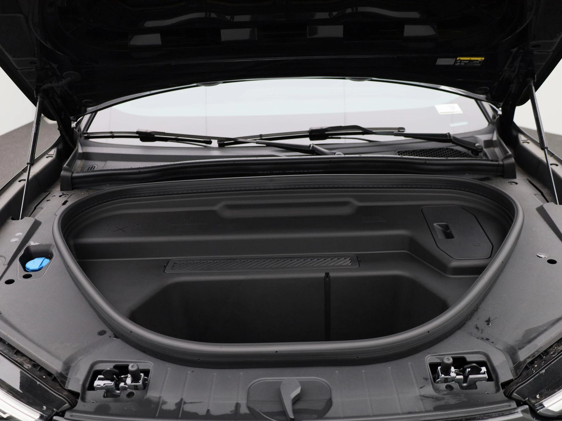 Audi-Q6 e-tron-image-59